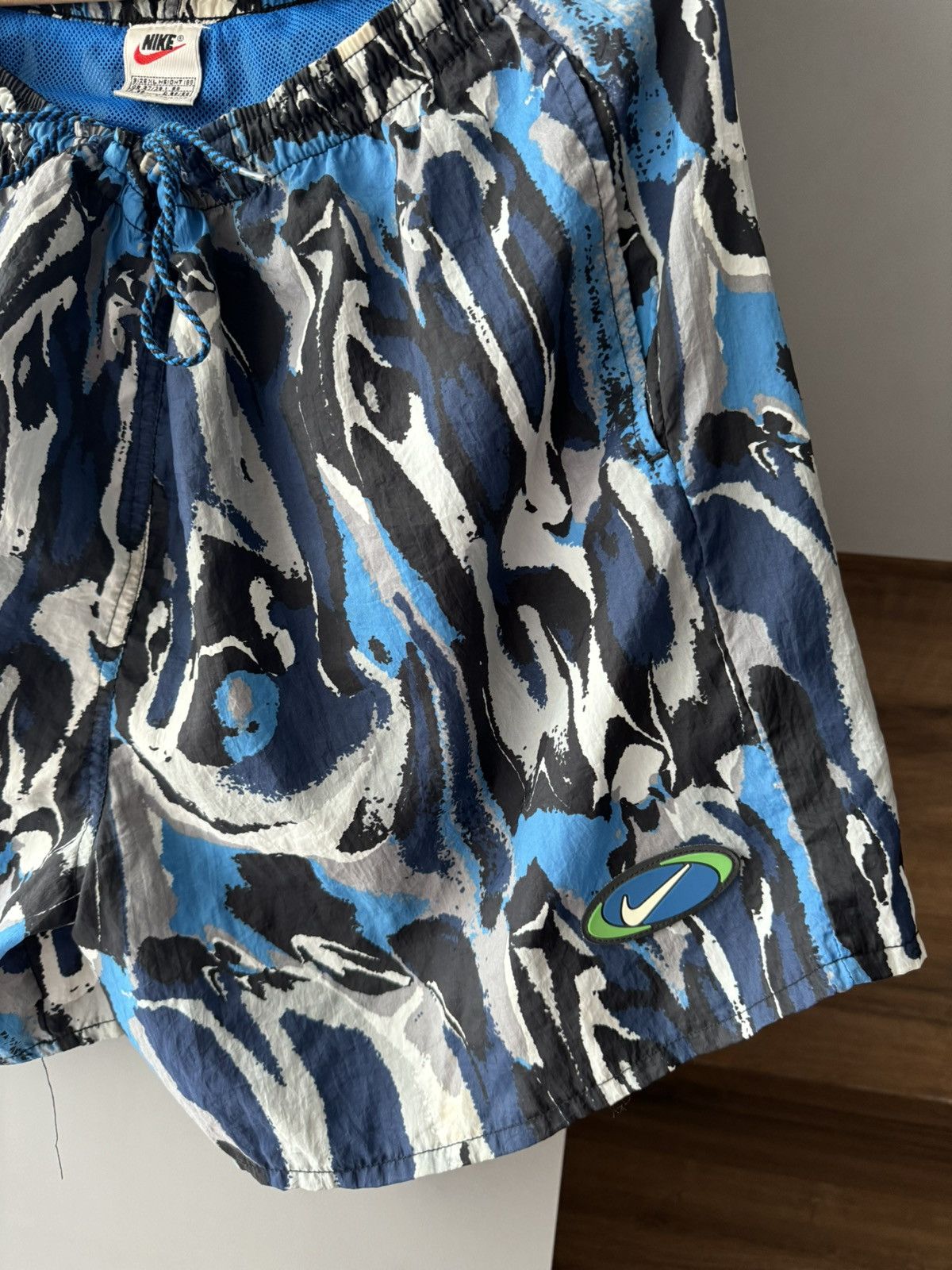 Nike × Vintage 90s Nike All Over Abstract Print Swim Shorts Lined Size US 38 / EU 54 - 2 Thumbnail