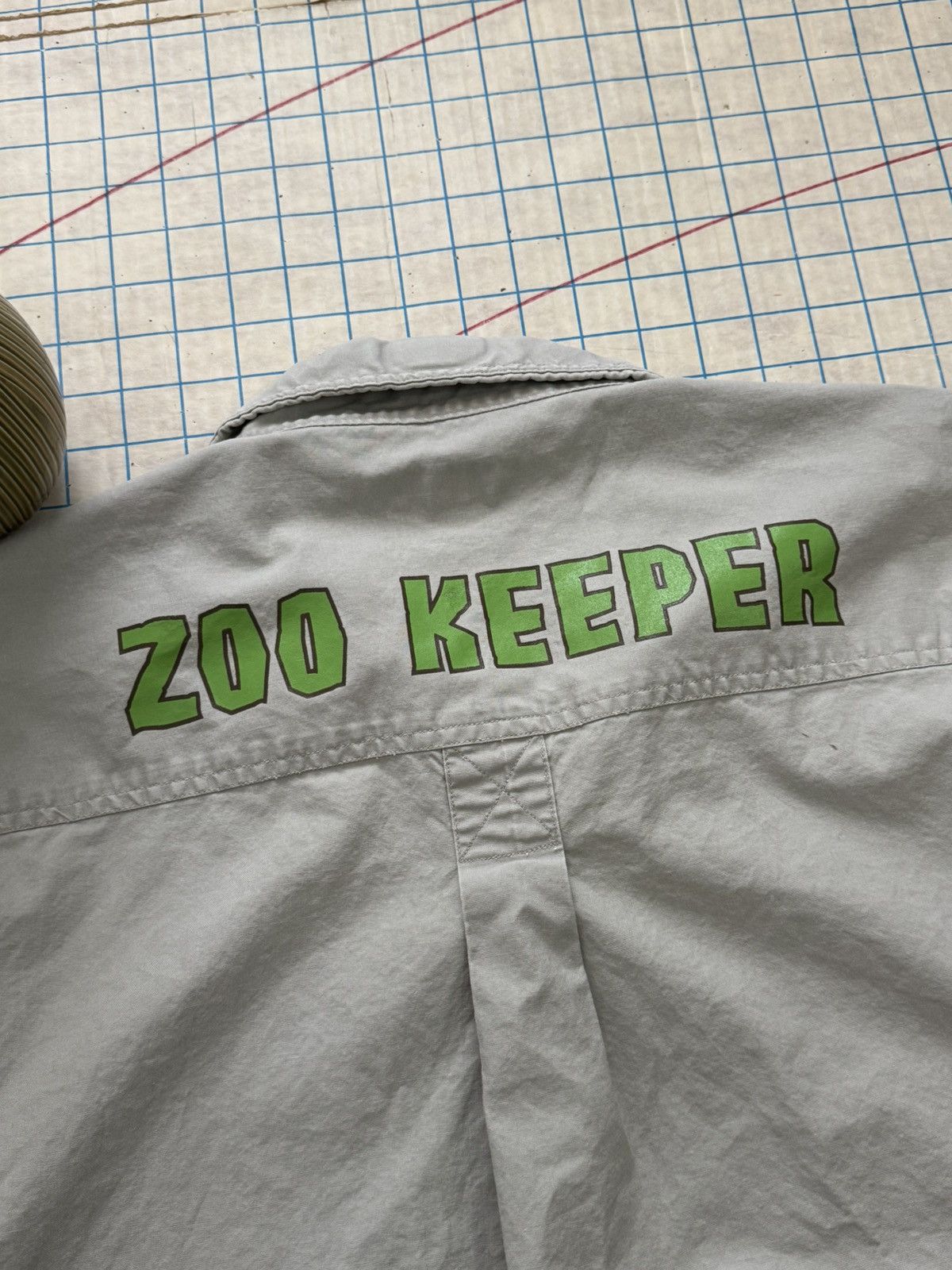 Vintage Vintage Madagascar Zoo Keeper Promo Button Up Short Sleeve Size US L / EU 52-54 / 3 - 13 Thumbnail