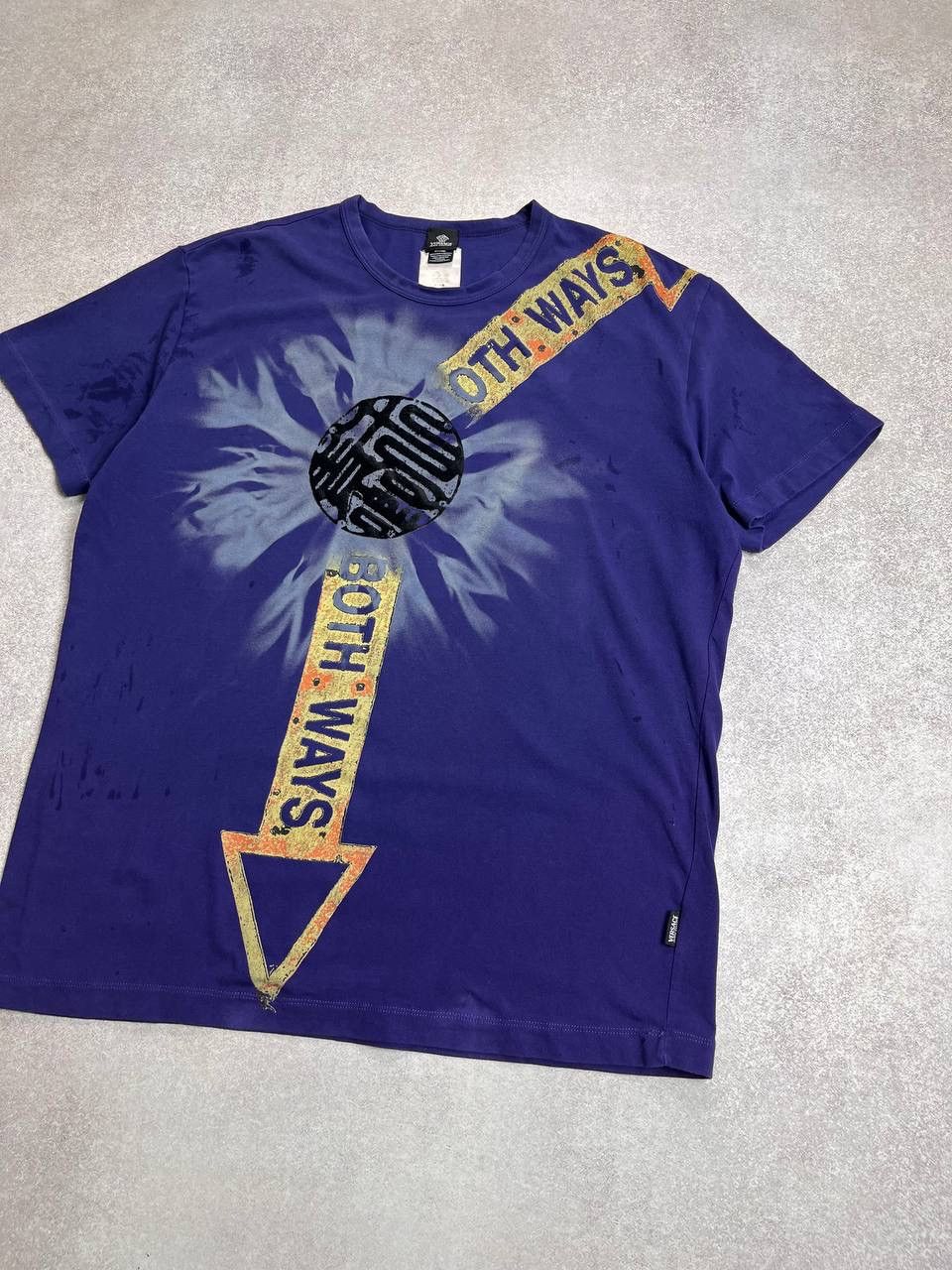 Versace × Vintage Vintage Versace Both Ways Boxy T-shirt Y2K M Size US L / EU 52-54 / 3 - 2 Thumbnail