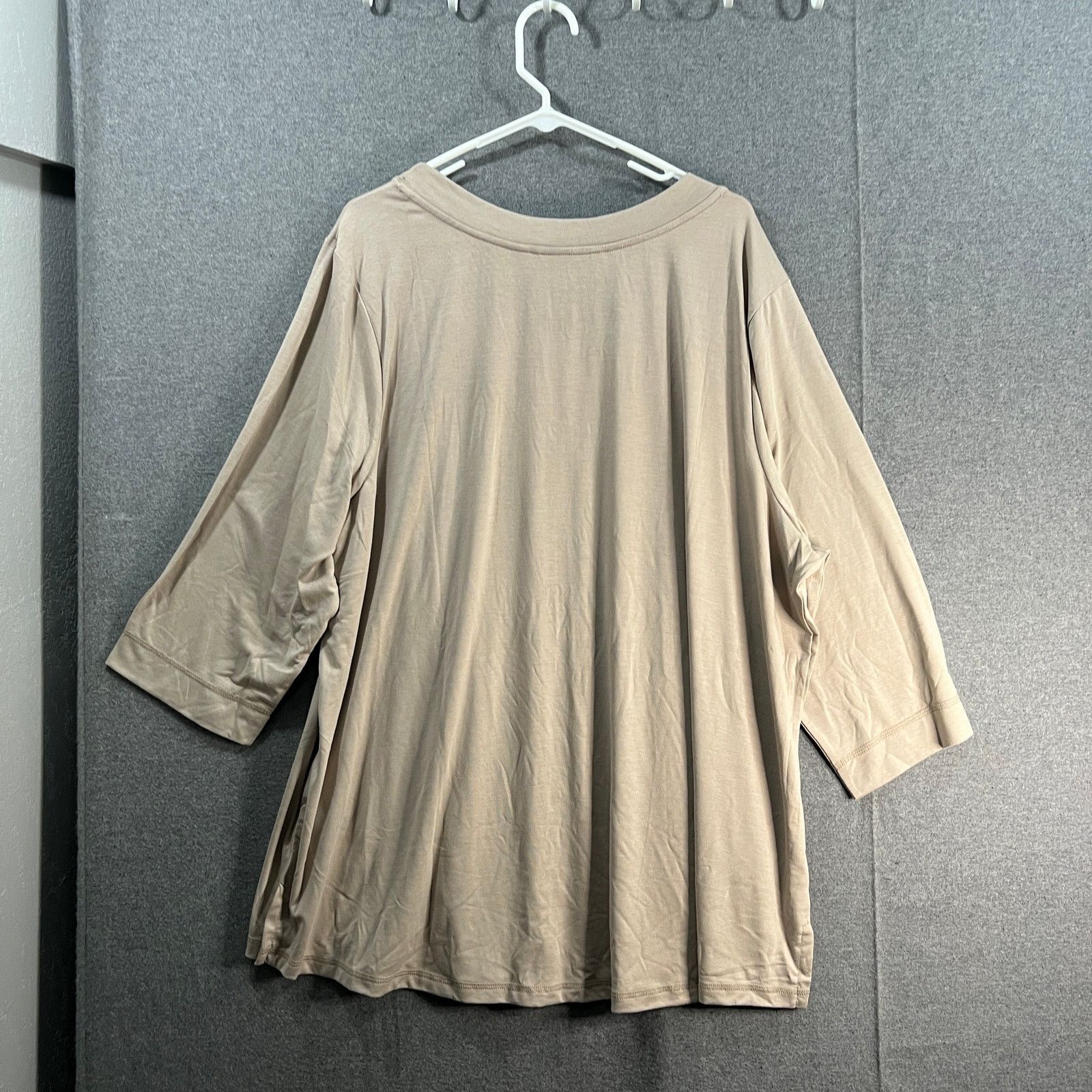Isaac Mizrahi Isaac Mizrahi Live! Soho Top with 3/4 Sleeves Wheat, Size 3X Size 3XL / US 20-22 - 2 Thumbnail