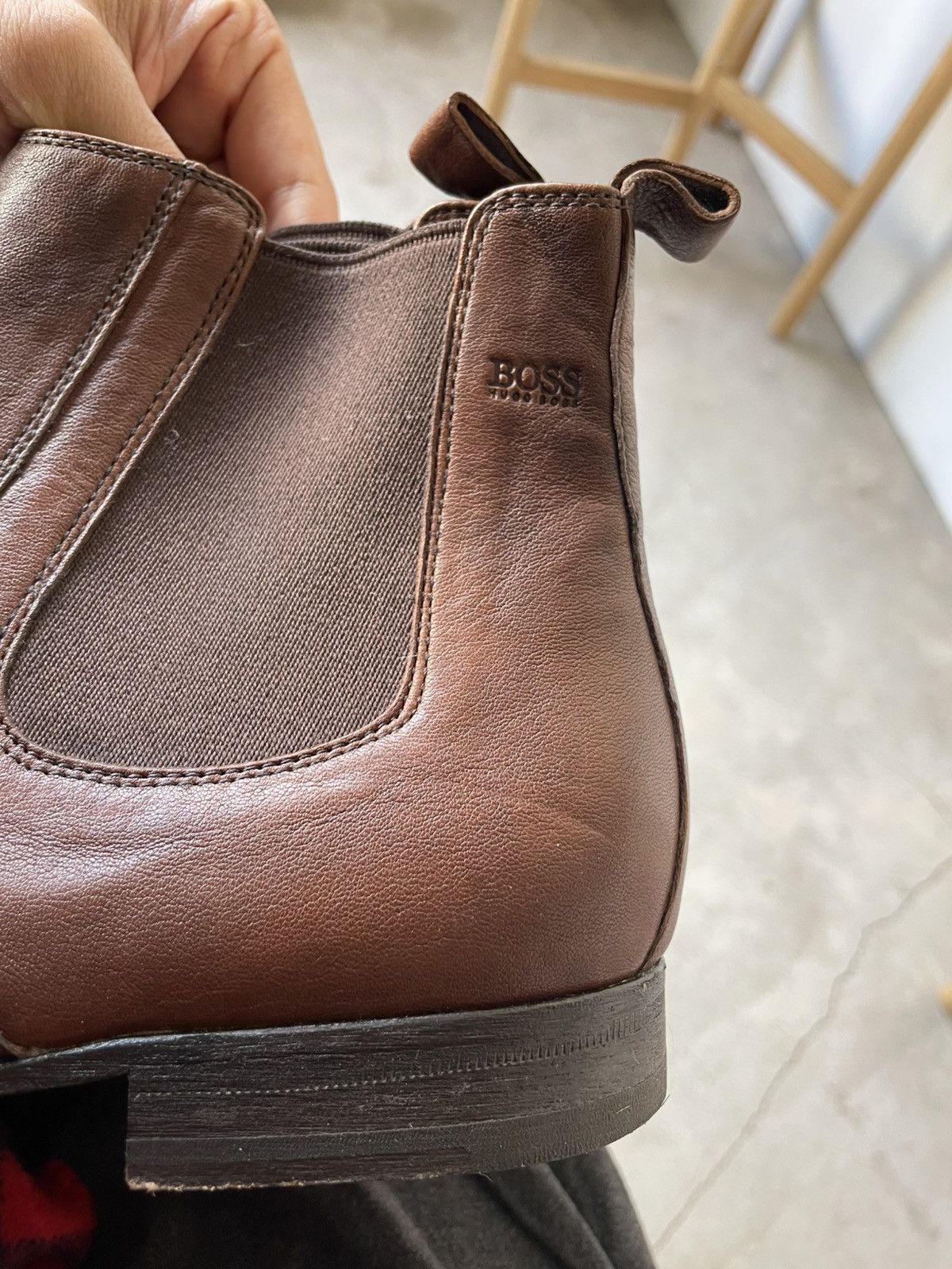 Hugo Boss Hugo Boas Chelsea boots with leather soles Size US 7 / EU 40 - 7 Thumbnail