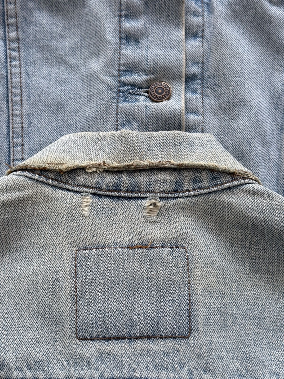 Levi's Vintage 90s Levi’s Faded Denim Jacket Size US XL / EU 56 / 4 - 8 Thumbnail