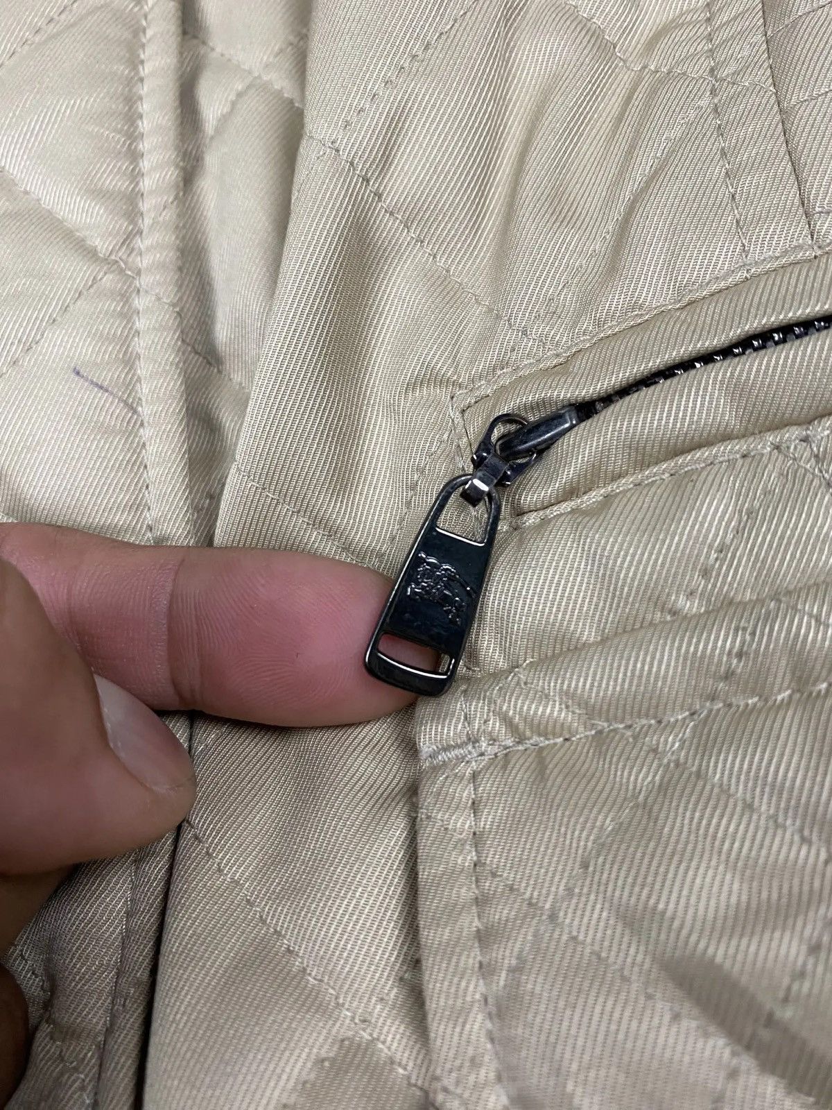 Burberry ✅️Burberry Quilted Jacket Cross Strap Size US M / EU 48-50 / 2 - 11 Thumbnail