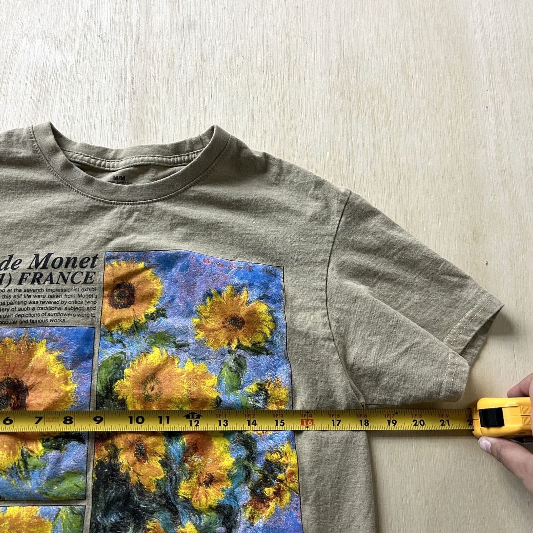 Sunflower VINTAGE Claude Monet Sunflowers Shirt Mens Medium Beige Tournesols Graphic Tee T-Shirt Size US M / EU 48-50 / 2 - 4 Thumbnail