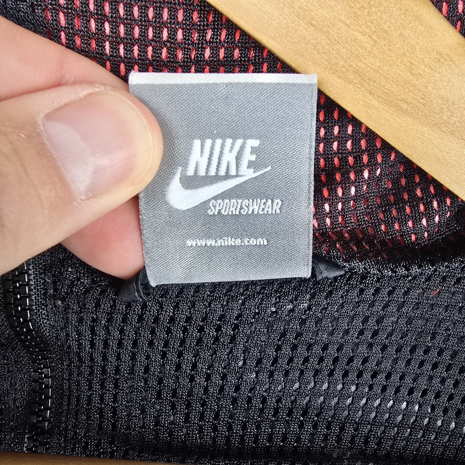 Nike Vtg Nike Sportswear Hard To Earn 99 Draft Jacket XL Full Zip Size US XL / EU 56 / 4 - 10 Thumbnail