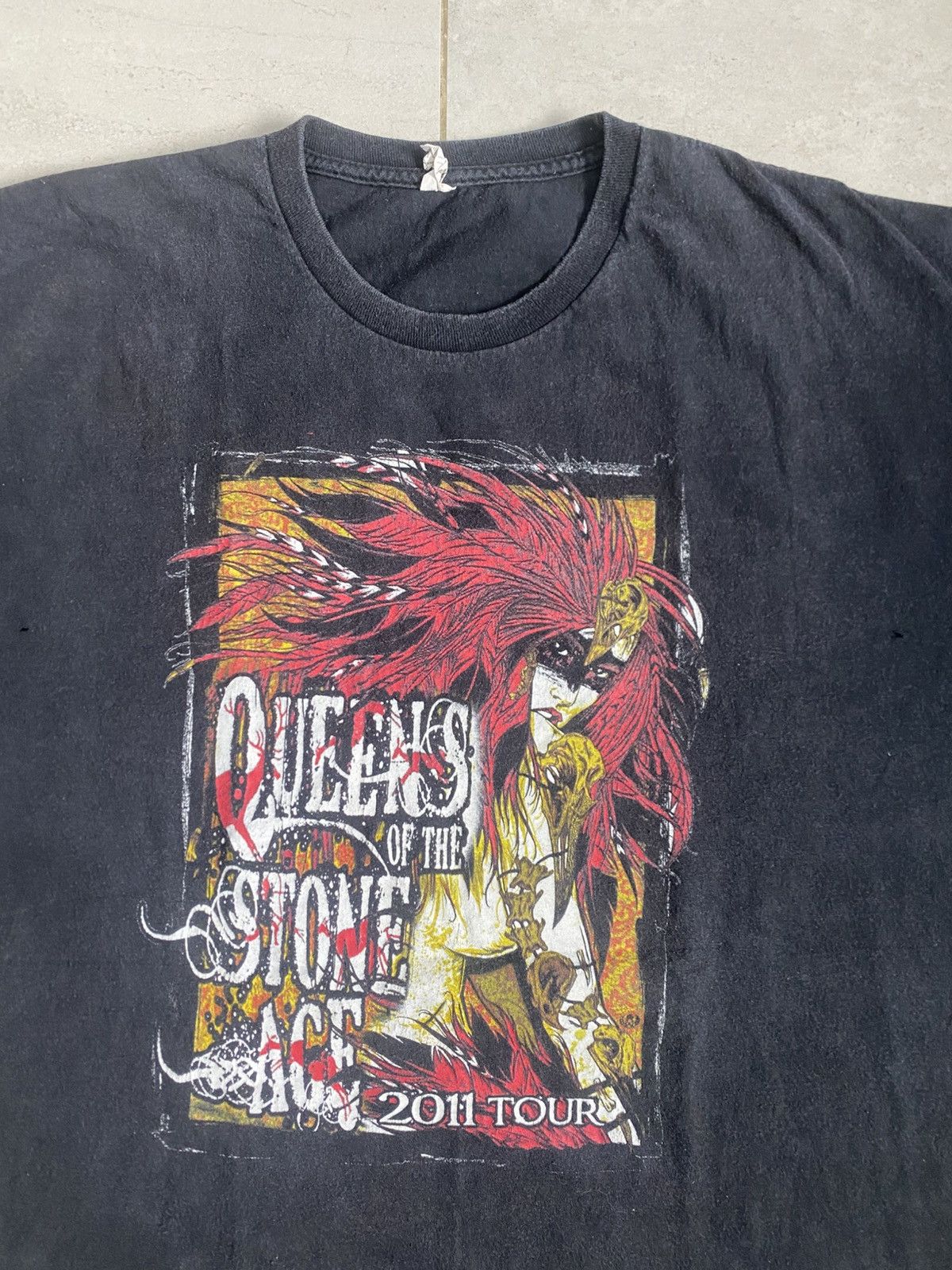 Band Tees QUEENS OF THE STONE AGE 2011 TOUR Size US XL / EU 56 / 4 - 2 Thumbnail