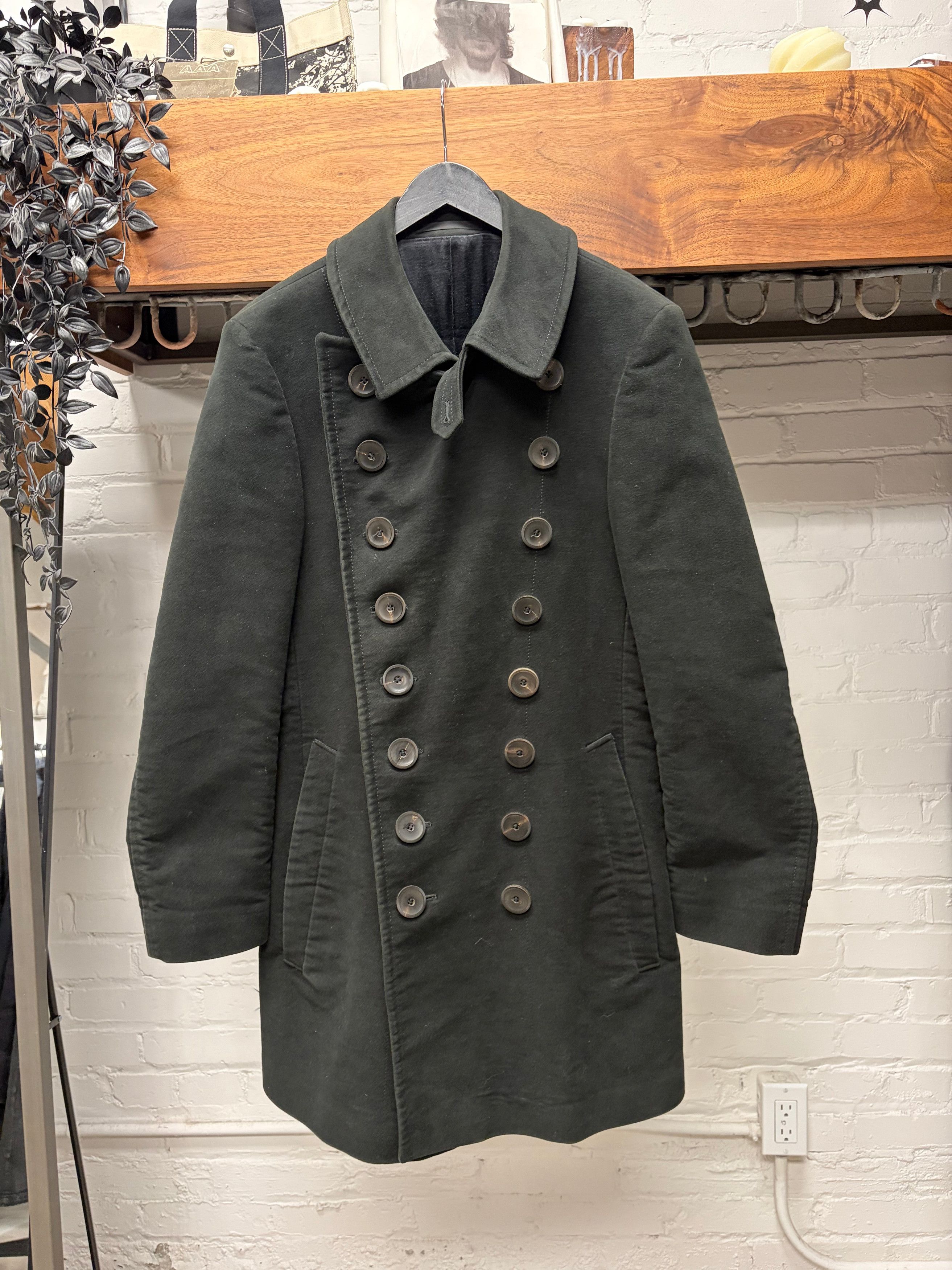 Gucci Vintage Gucci Black Moleskin Genuine Horn Button Double Breasted Full Length Coat Size US M / EU 48-50 / 2 - 1 Thumbnail