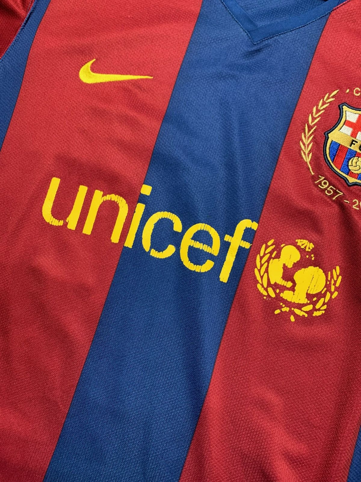 Nike × Vintage Vintage Nike Barcelona soccer jersey size M Size US M / EU 48-50 / 2 - 3 Thumbnail