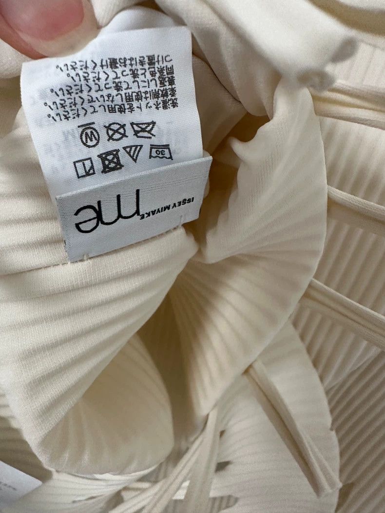 issey miyake size:one size Cream-colored vest 2505-Nextarr