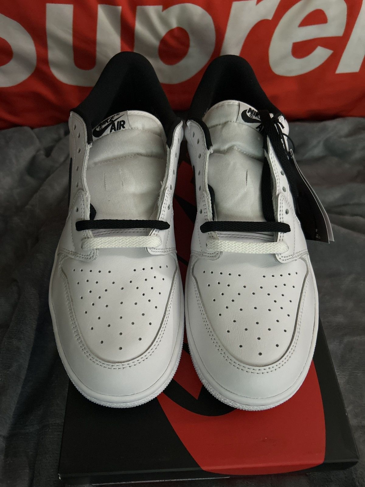 Nike Jordan 1 Low ‘Black Metallic’ Sz 13 Size US 13 / EU 46 - 3 Thumbnail
