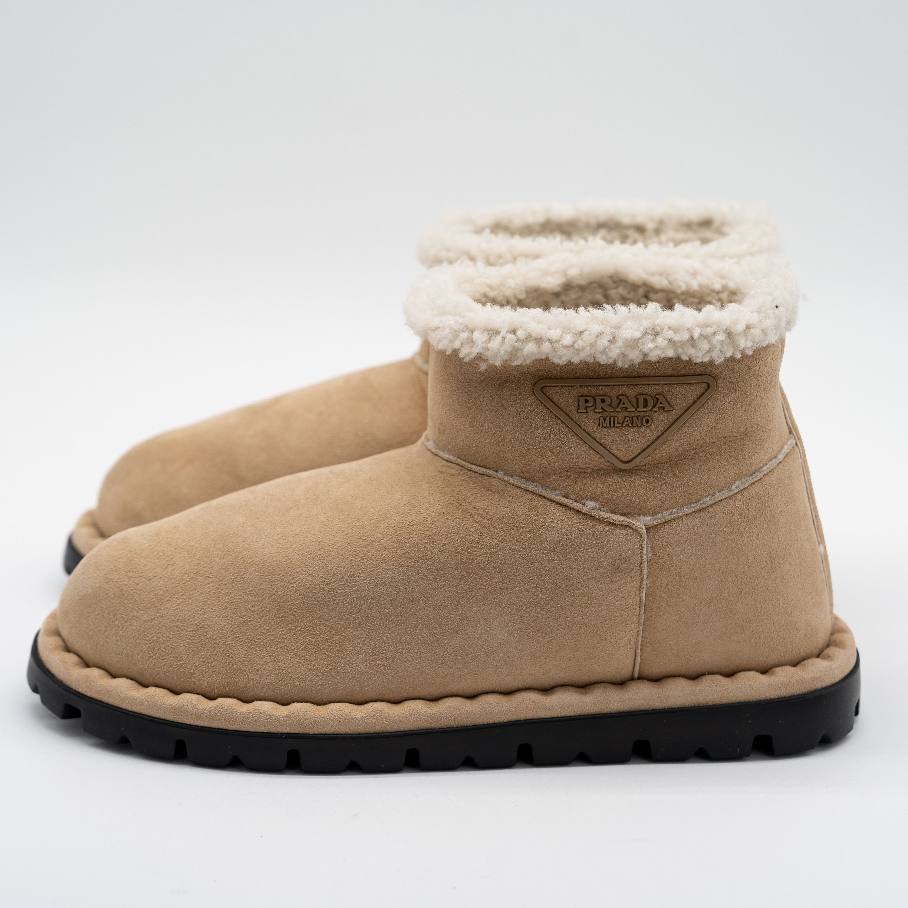 Prada 39.5eu 9.5 US Prada Shearling Ankle Boots Brown Suede Beige Size US 9.5 / IT 39.5 - 4 Thumbnail