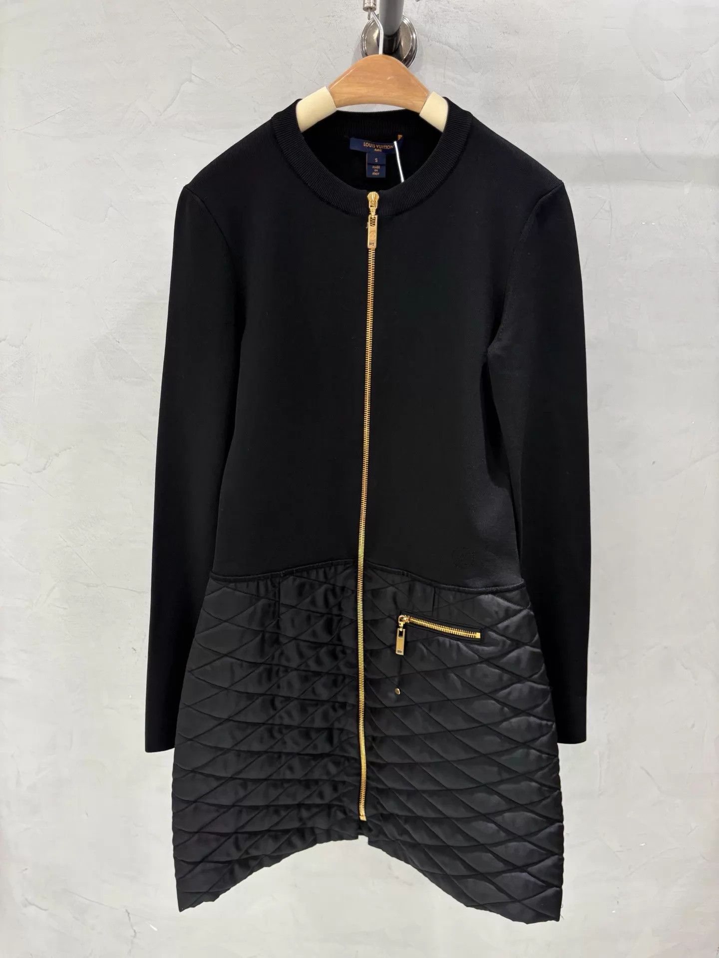 Louis Vuitton LV Knit Zipper Black Dress Deadstock S Size S / US 4 / IT 40 - 1 Thumbnail