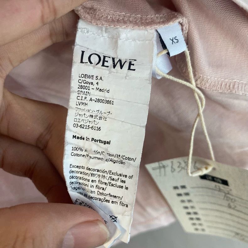 Loewe LOEWE Pink embroidered logo on the chest. Short sleeves Size XS / US 0-2 / IT 36-38 - 4 Thumbnail