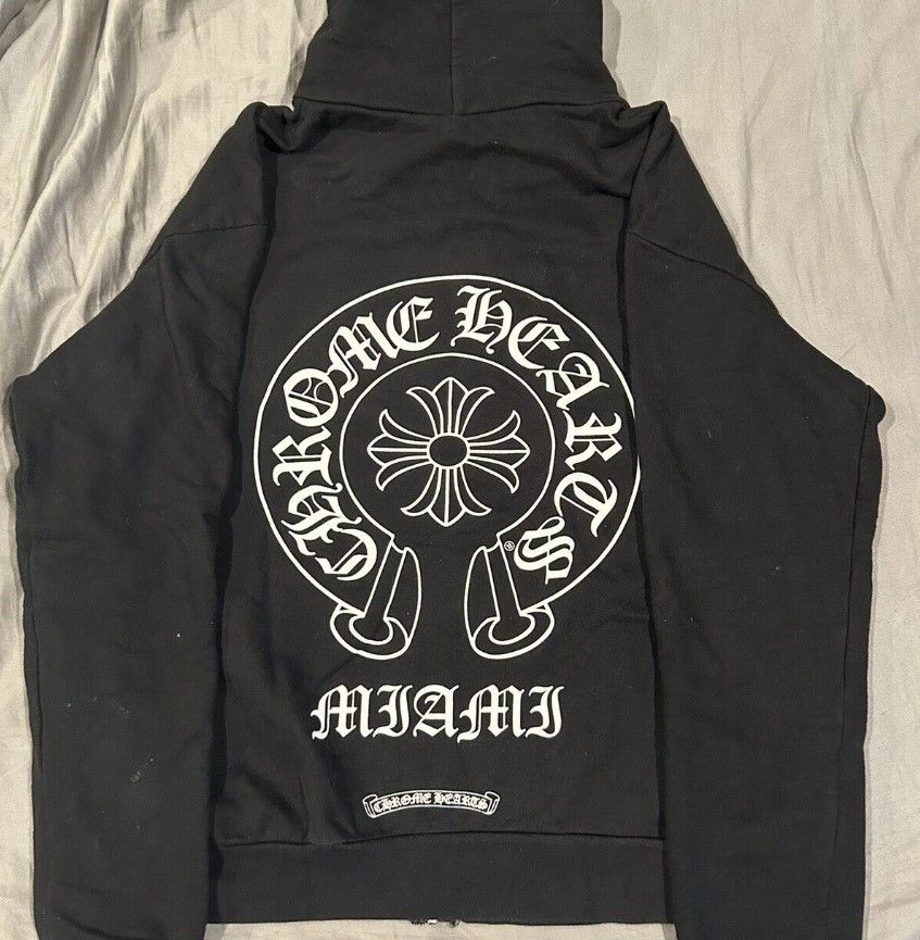 Pull à Capuche (Hoodie) Chrome Hearts - Motif Floral Et Fer à Cheval - Taille L Bleu - Occasion Très Bon état