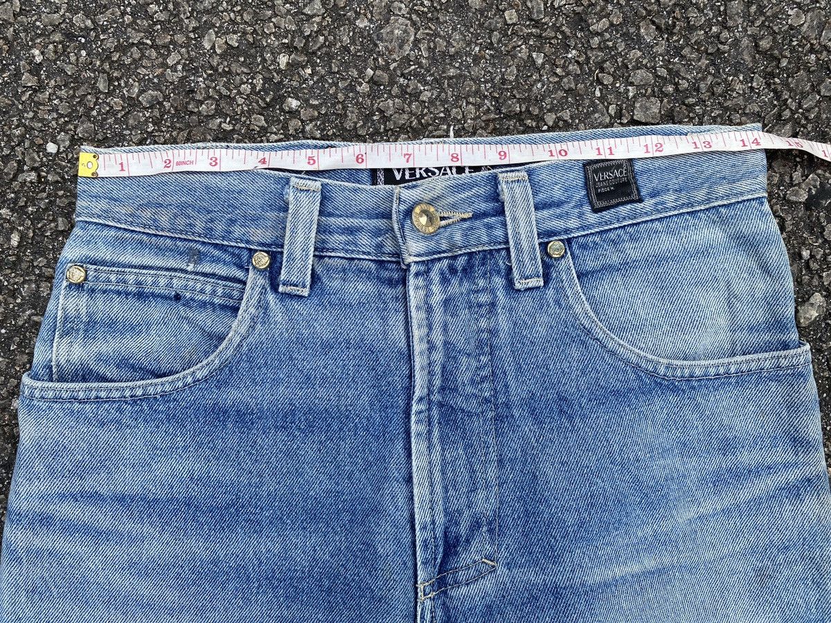 Versace × Versace Jeans Couture × Vintage 1990s - Vintage Versace Jeans Couture Washed Blue Jeans Size US 28 / EU 44 - 18 Thumbnail