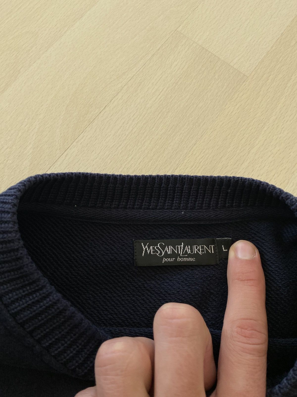 Yves Saint Laurent Vintage Yves Saint Lauren YSL Small Logo Sweatshirt Size US L / EU 52-54 / 3 - 3 Thumbnail