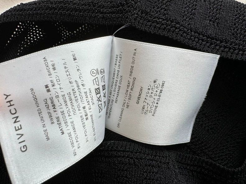 Givenchy Givenchy Black Full Logo Women's Short Size XS / US 0-2 / IT 36-38 - 7 Thumbnail