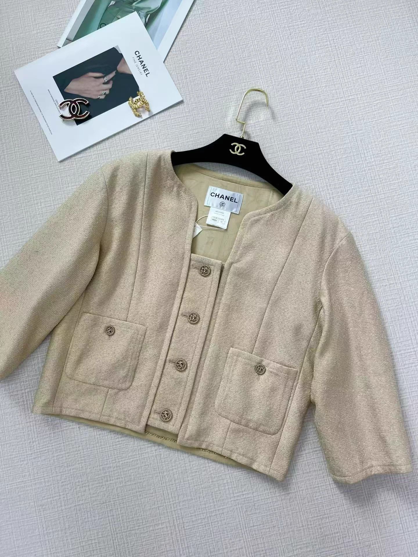 Chanel Chanel Gold Thread Shimmer Single-Breasted Jacket 42 Size M / US 6-8 / IT 42-44 - 2 Thumbnail