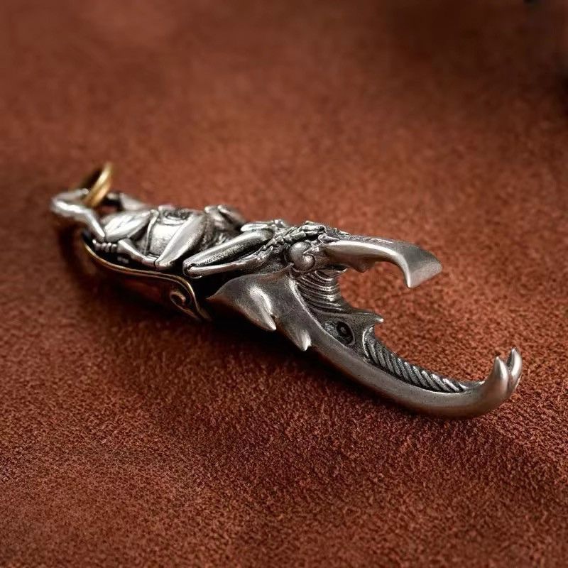 Vintage Retro Goth Beetle Keychain Size ONE SIZE - 3 Thumbnail