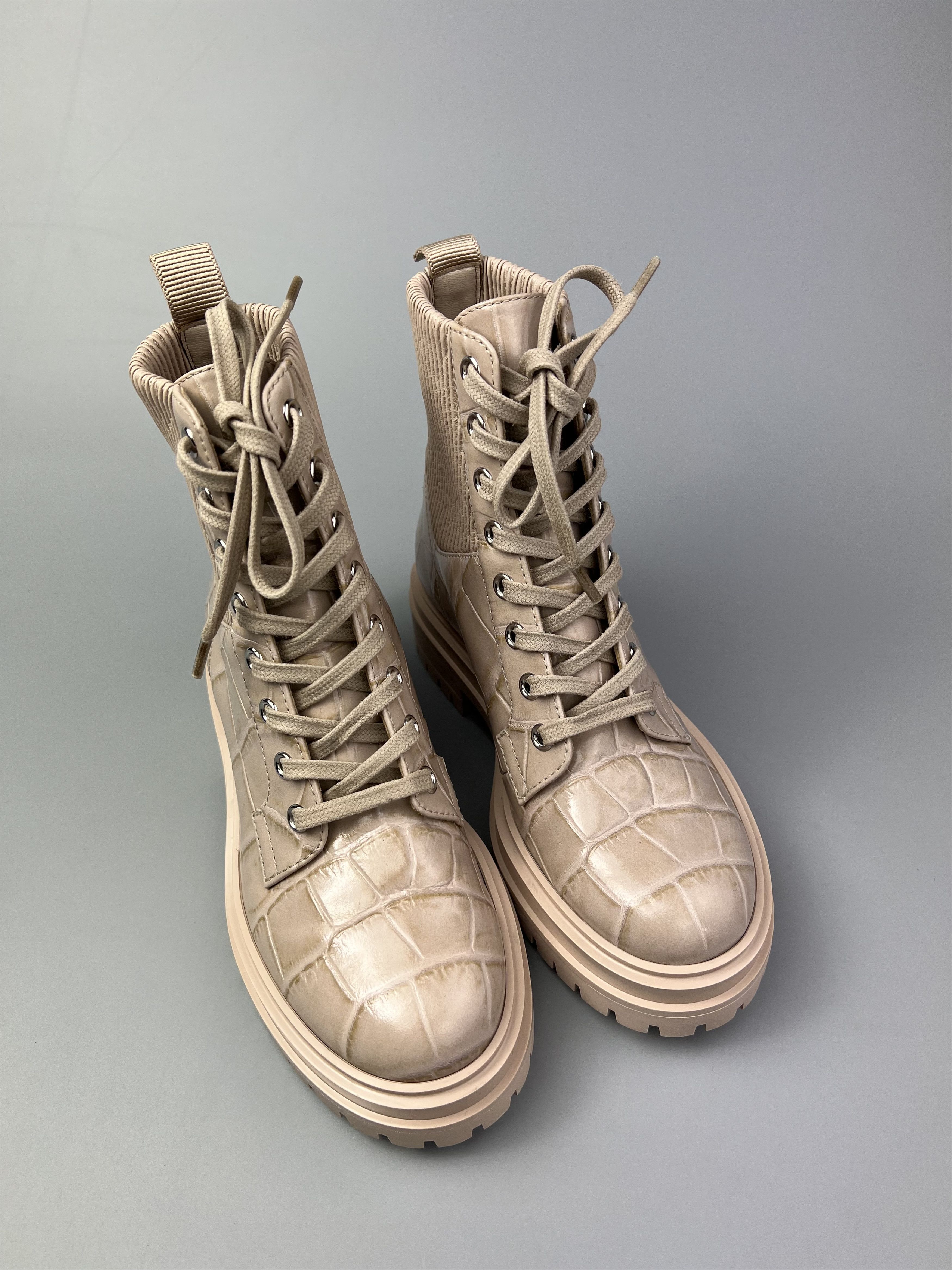 Gianvito Rossi Gianvito Rossi Martis 20 Ribbed Leather Combat Ankle Boots Size US 4 / IT 34 - 1 Thumbnail