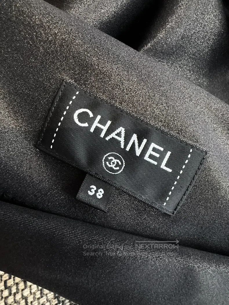 Chanel Chanel Neige black coated slim rhinestone zipper two-pocke Size 25" / US 0 / IT 36 - 6 Thumbnail