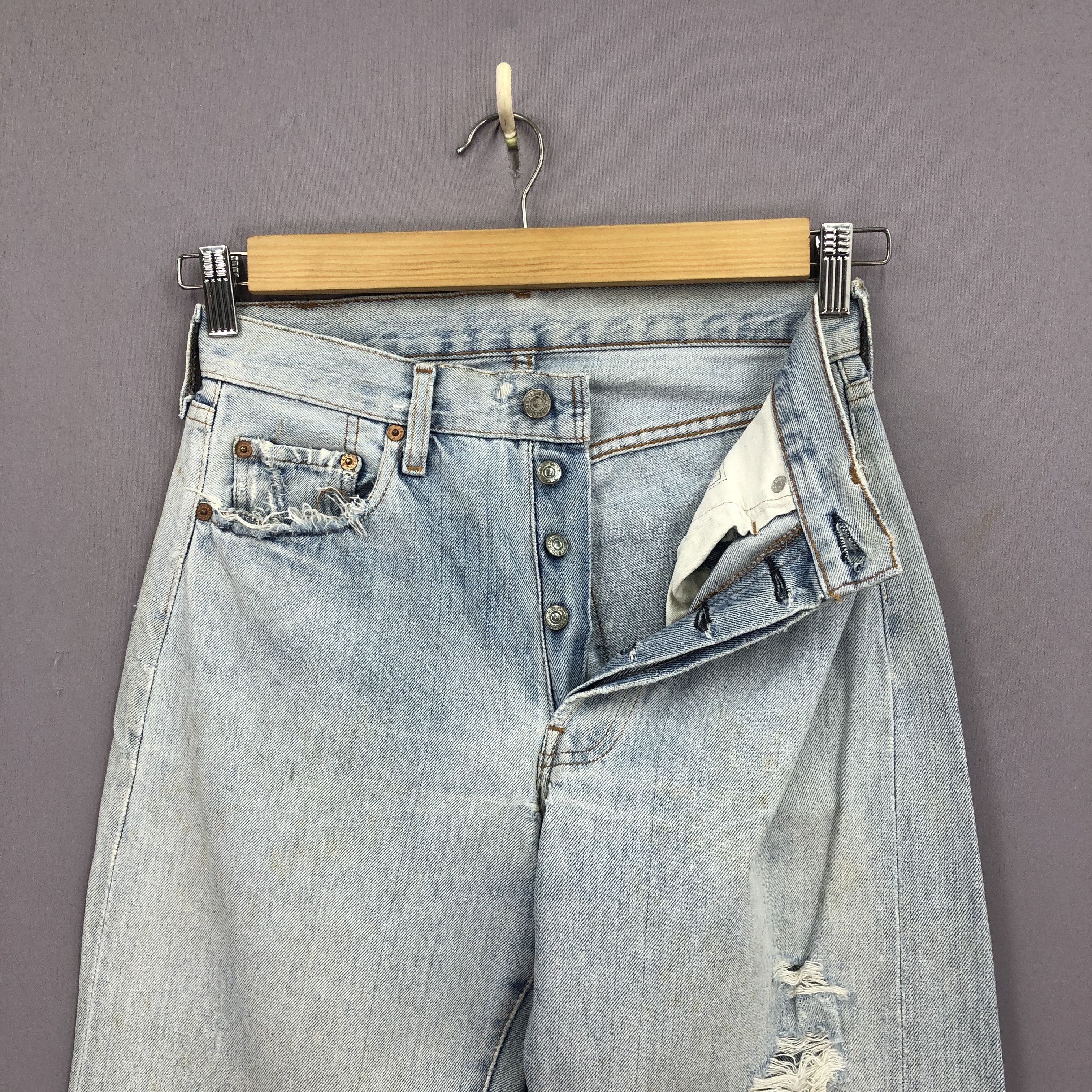 Levi's Vintage 90s Levis 501 Selvedge Jeans Levi's Sunfaded Denim Size 26" / US 2 / IT 38 - 6 Thumbnail