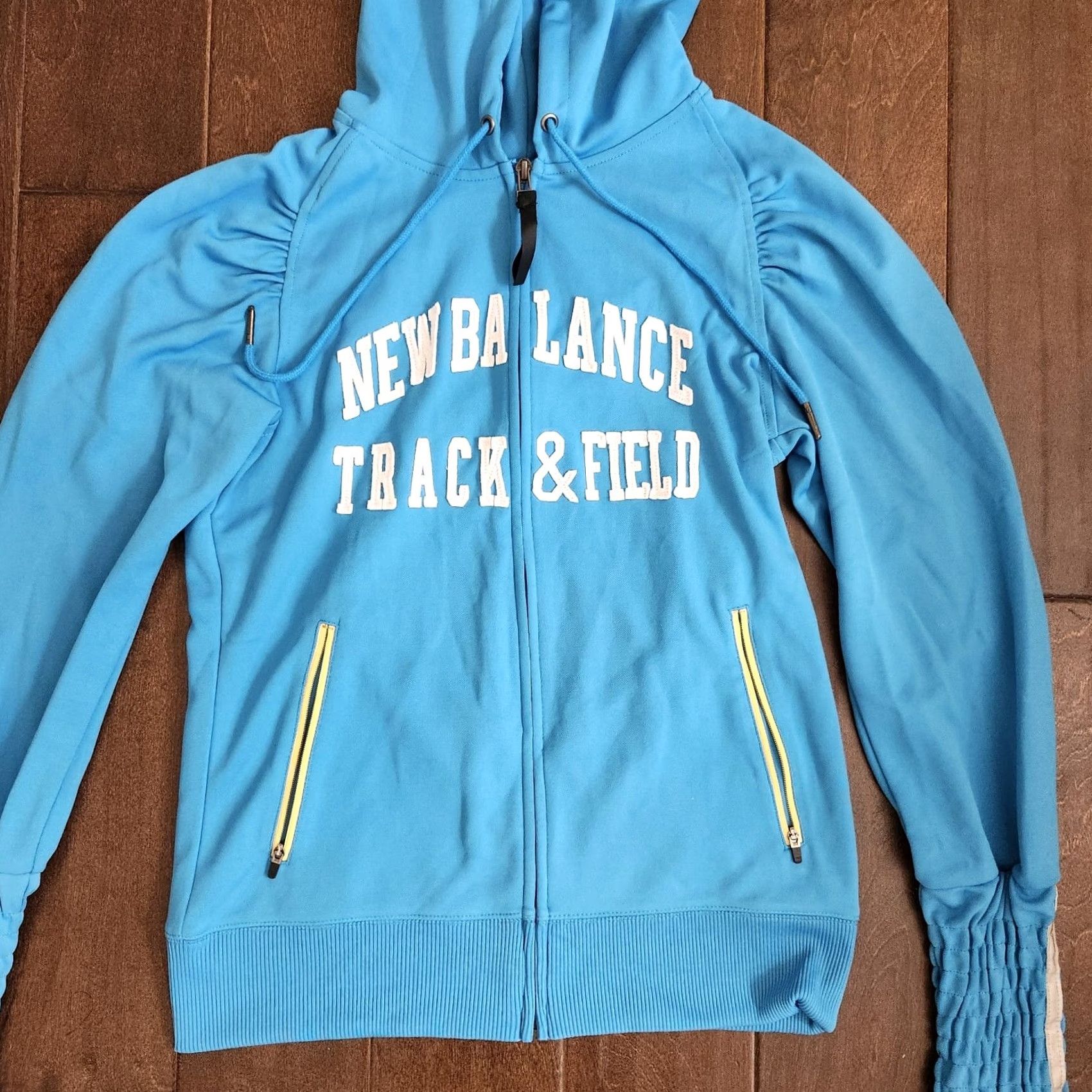 New Balance New Balance Heritage Turquoise Blue Hooded Track & Field Jacket S Women's Turquoise Activewear Long Sleeve Pullover Jogger Run Size S / US 4 / IT 40 - 3 Thumbnail