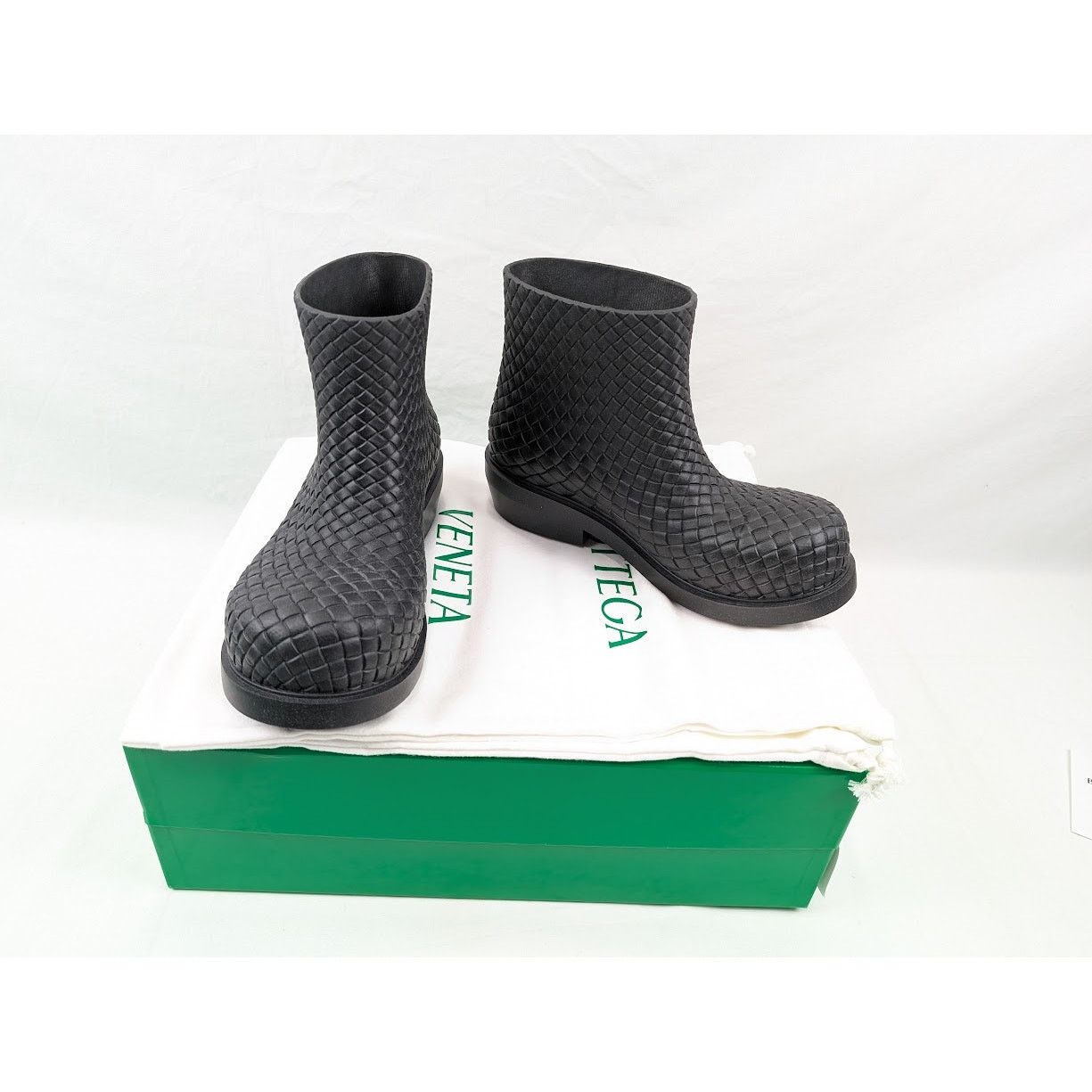 Bottega Veneta o1rshd1 Fireman Ankle Boots in Black Size US 8 / EU 41 - 18 Thumbnail