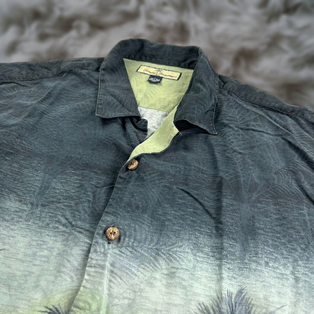 Tommy Bahama Men’s Silk S/S Palm Trees Button Camp Shirt Black/Green Large