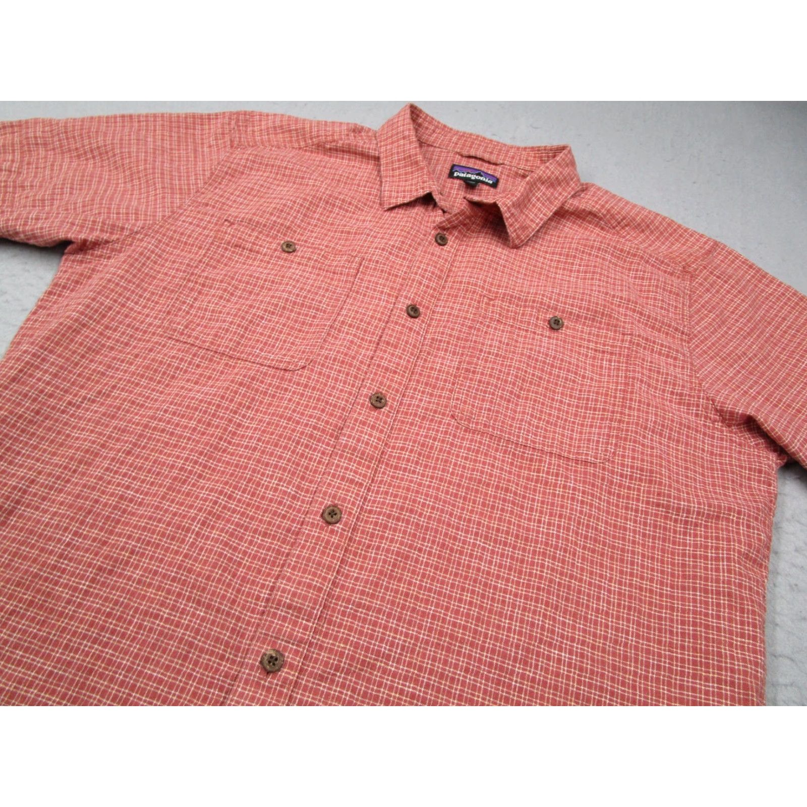 Patagonia PATAGONIA Shirt Mens XL Red Button-Up Back Step Organic Cotton Hemp Short Sleeve Geometric Vintage No Size US XL / EU 56 / 4 - 2 Thumbnail