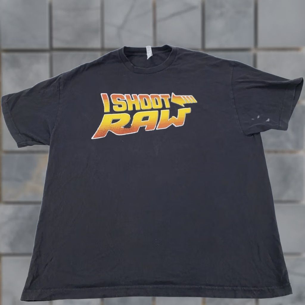 Canon I Shoot RAW Shirt Mens XL Canon Photography Graphic Tee Camera DSLR Size US XL / EU 56 / 4 - 1 Thumbnail