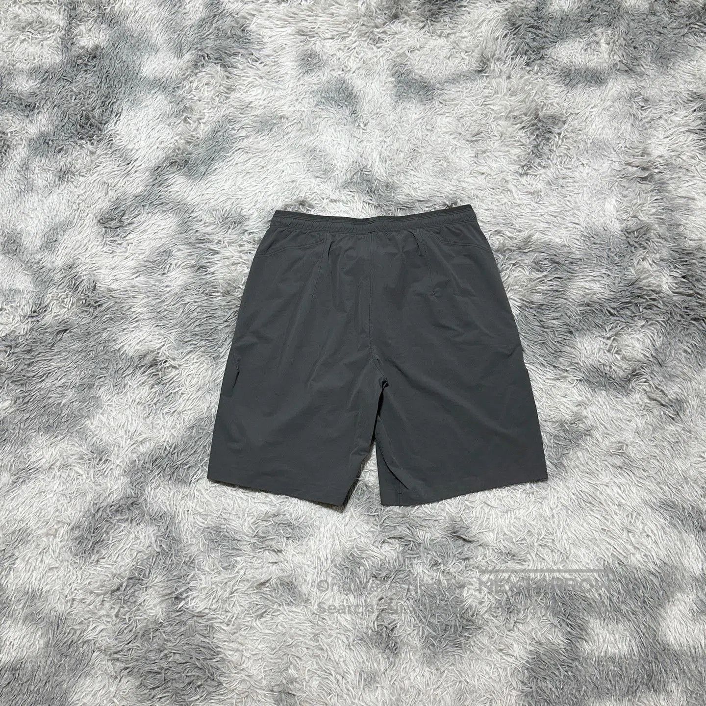 Arc'teryx Arcteryx Aptin Quick. Size US 32 / EU 48 - 2 Thumbnail