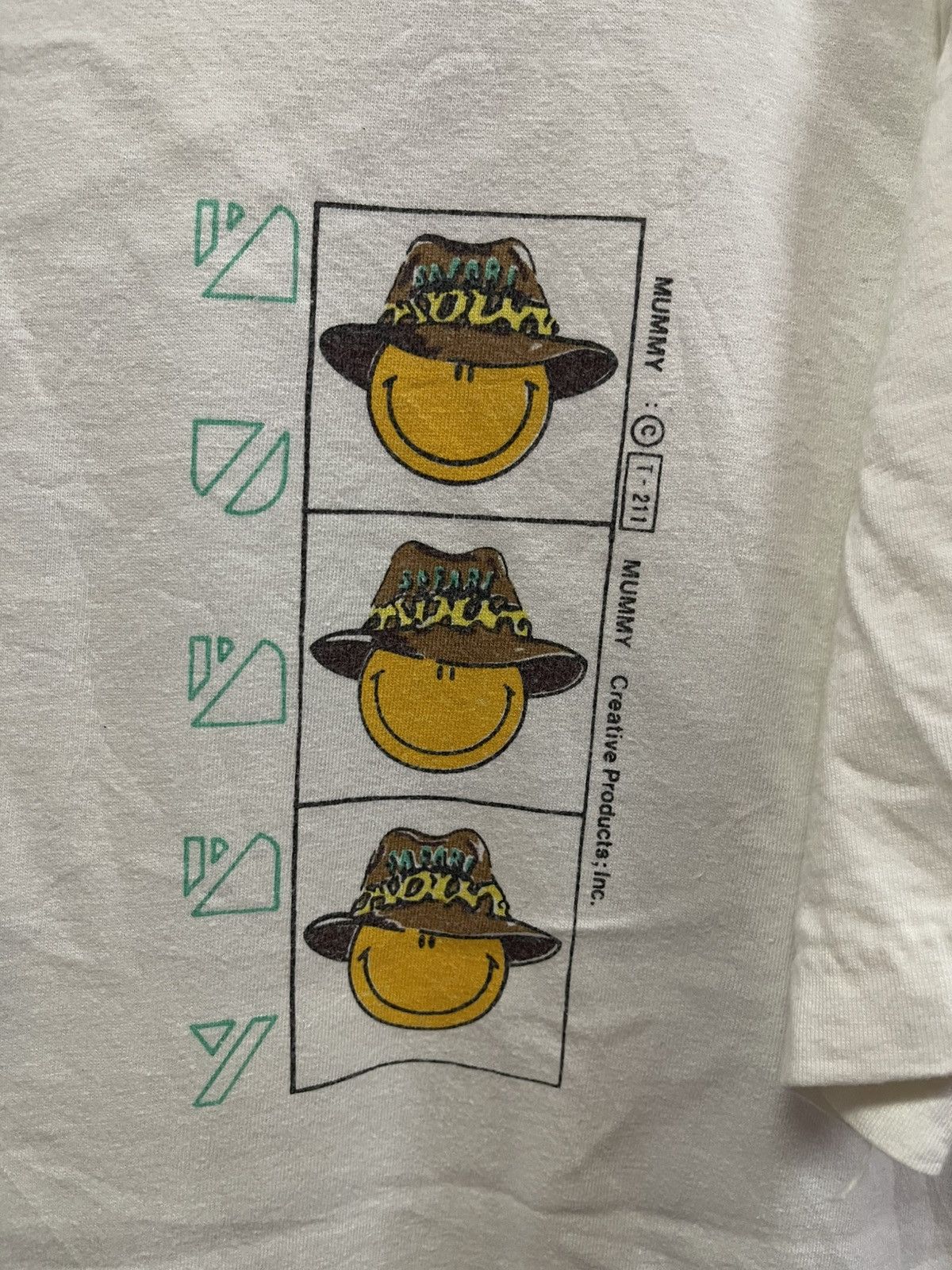 Vintage Vintage 90s Smiley Face Very Rare🔥🔥🔥 Size US XL / EU 56 / 4 - 2 Thumbnail