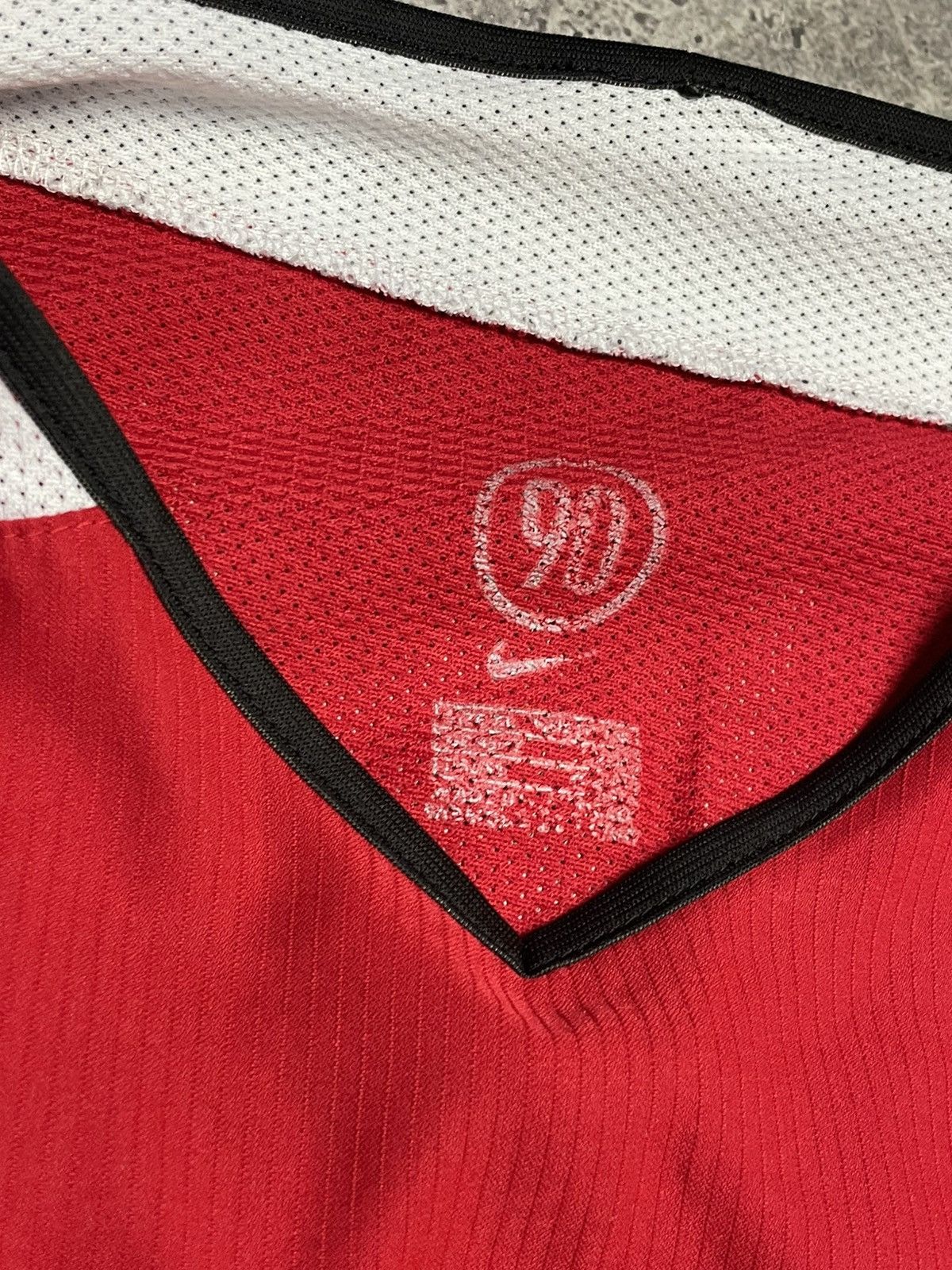 Nike RONALDO NIKE MANCHESTER UNITED SIZE XL 2004 2006 soccer Size US XL / EU 56 / 4 - 11 Thumbnail
