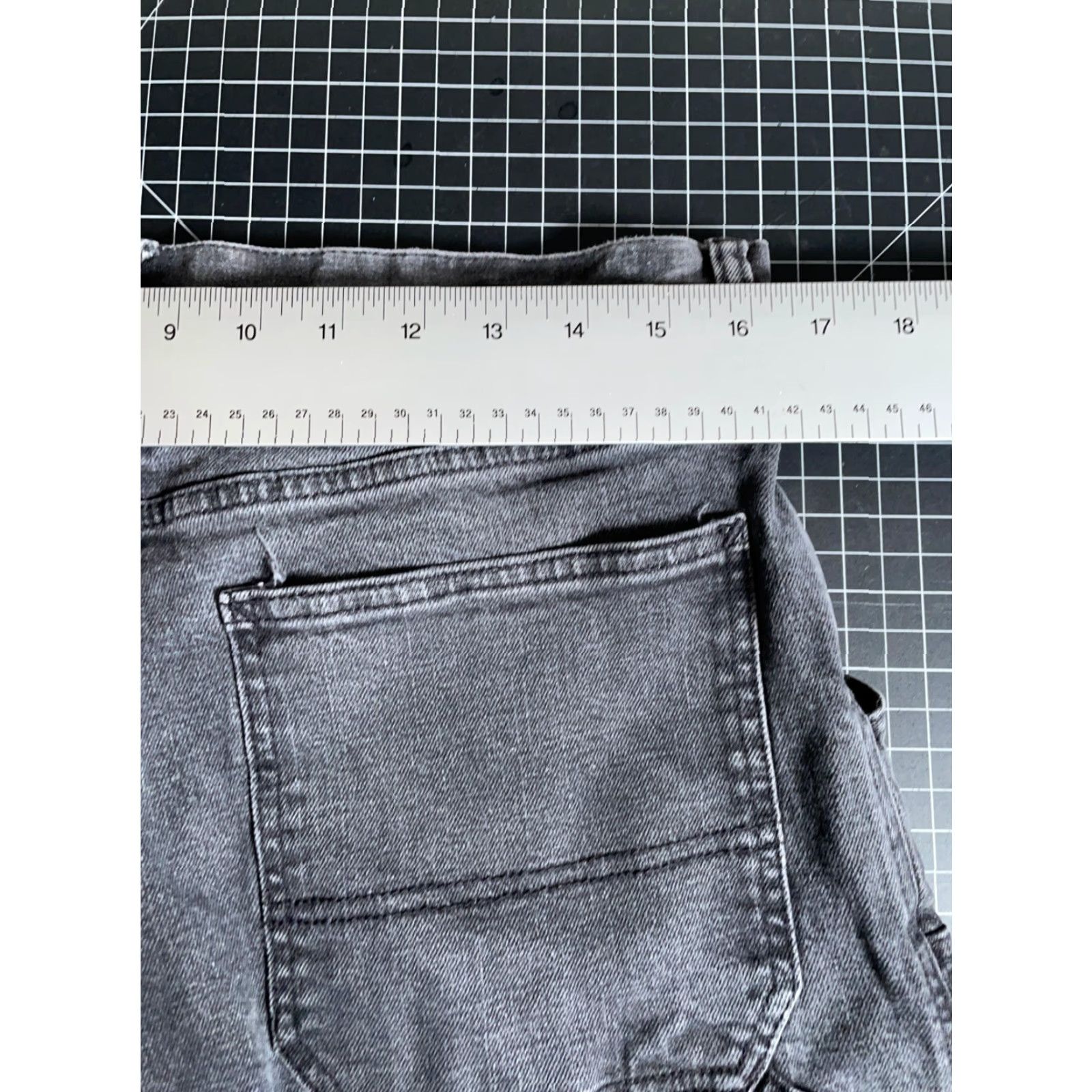 Gap Gap Jeans Men 32x28 Black Denim Straight Leg 5-Pocket Carpenter Workwear jeans Vietnam? Size US 32 / EU 48 - 5 Thumbnail