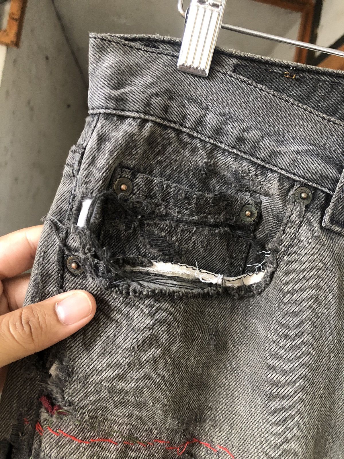 Levi's Rare❗️Vintage 90s Levis 501 Distressed Multi Patches Jeans Size US 32 / EU 48 - 7 Thumbnail