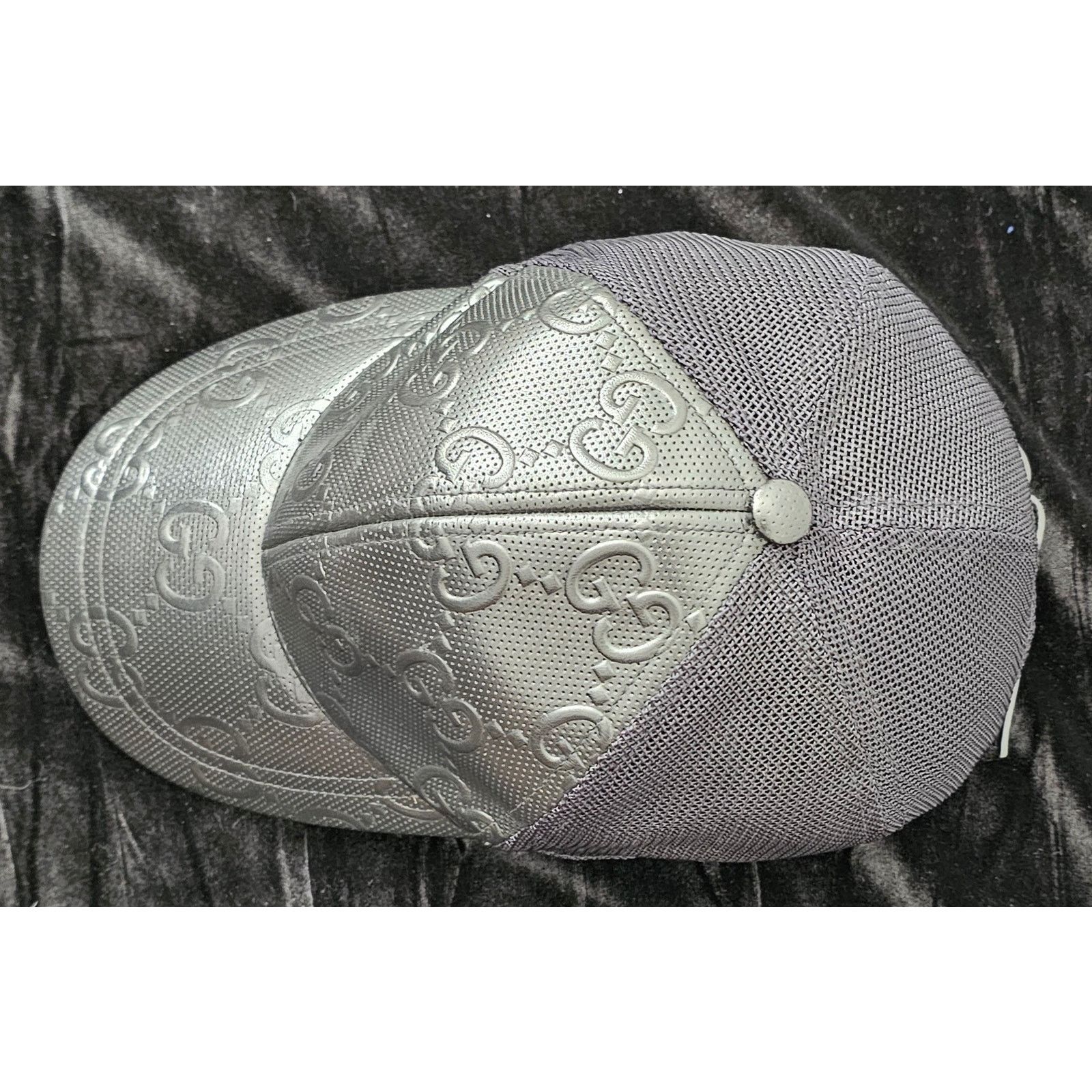 Gucci Gucci GG Embossed Perforated black Leather Baseball Cap Size ONE SIZE - 6 Thumbnail