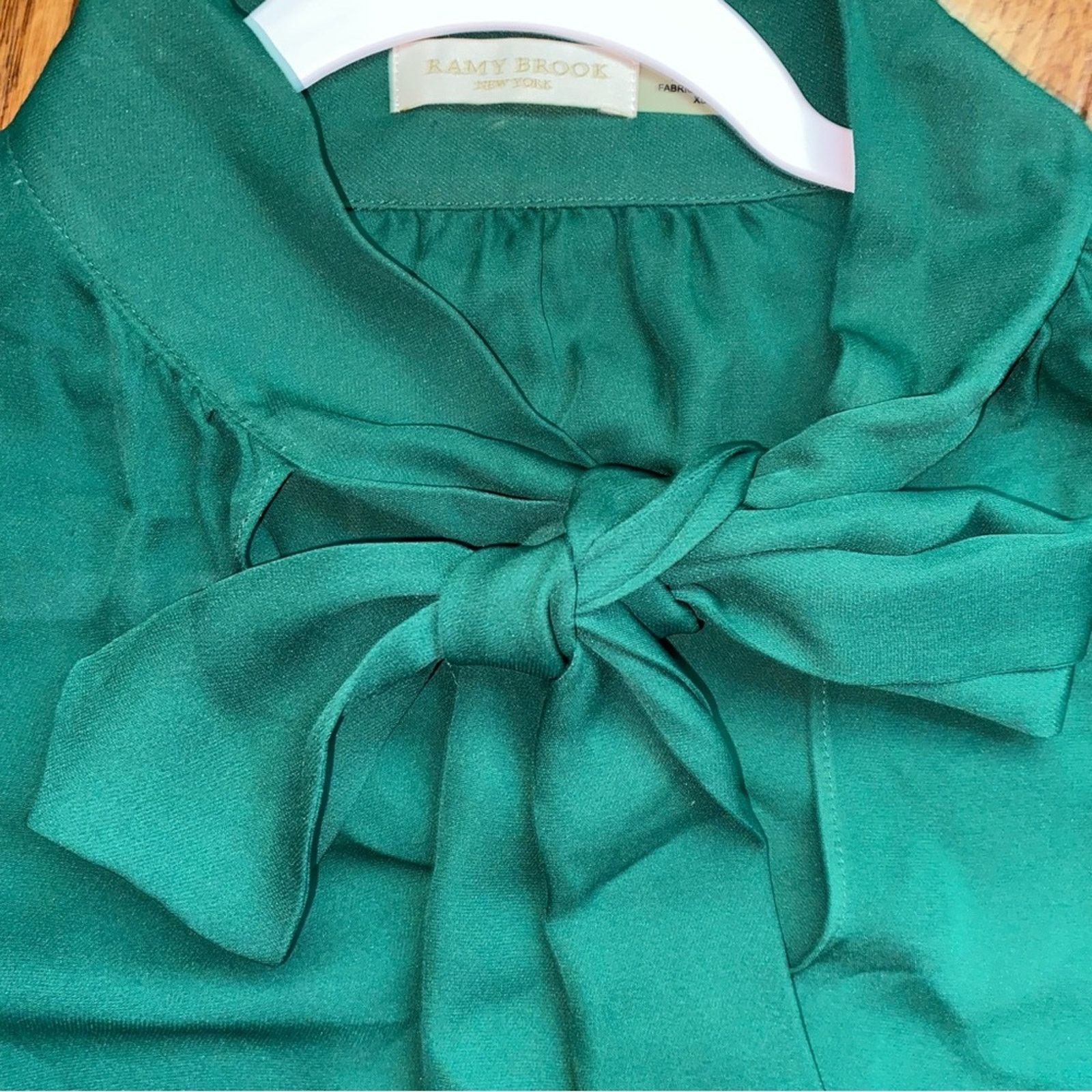 Ramy Brook RAMY BROOK $365 100% Silk Green Tie Neck Blouse XS Size XS / US 0-2 / IT 36-38 - 4 Thumbnail