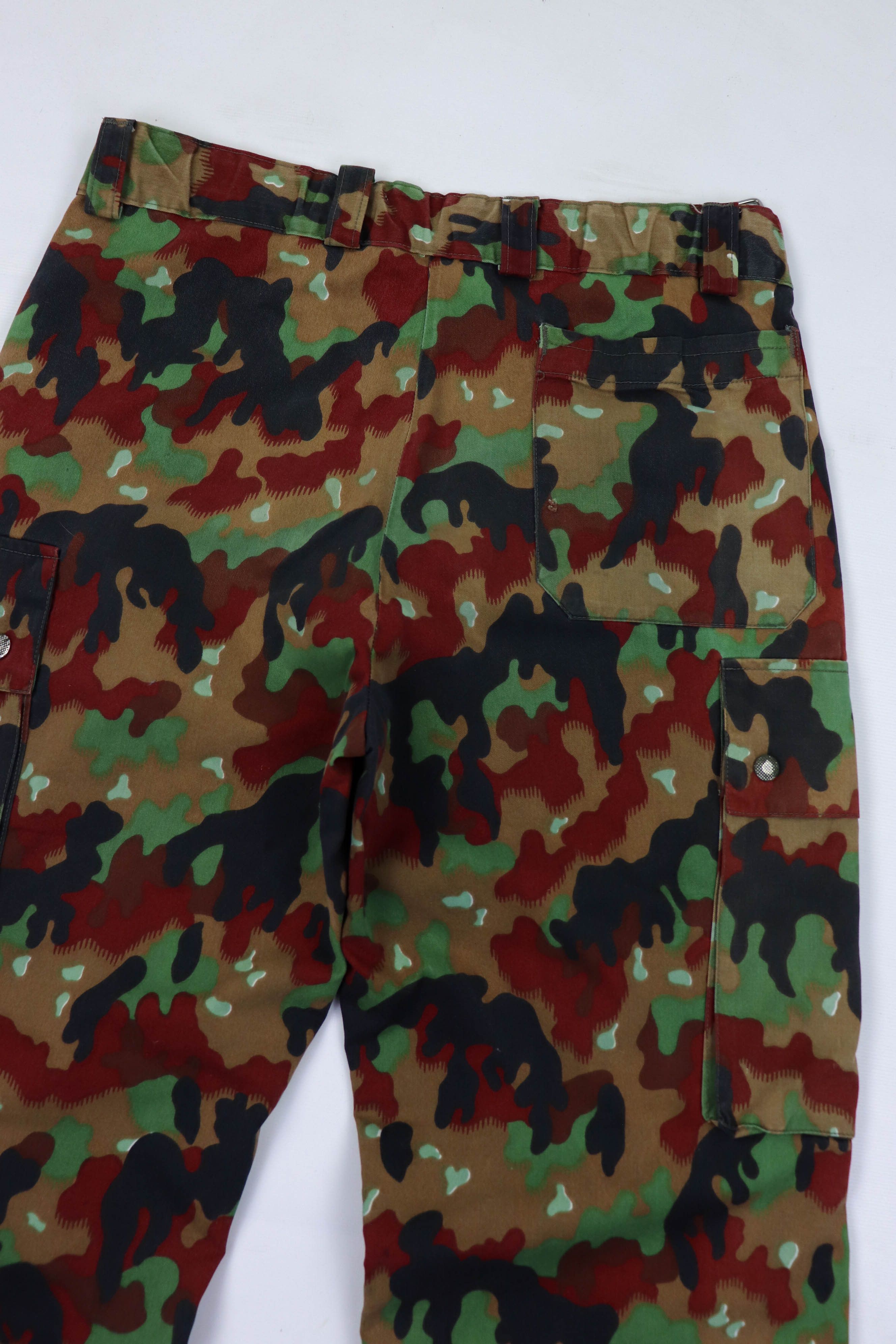 Vintage Vintage 90s Swiss Army Camouflage Cargo Pants Size US 32 / EU 48 - 6 Thumbnail