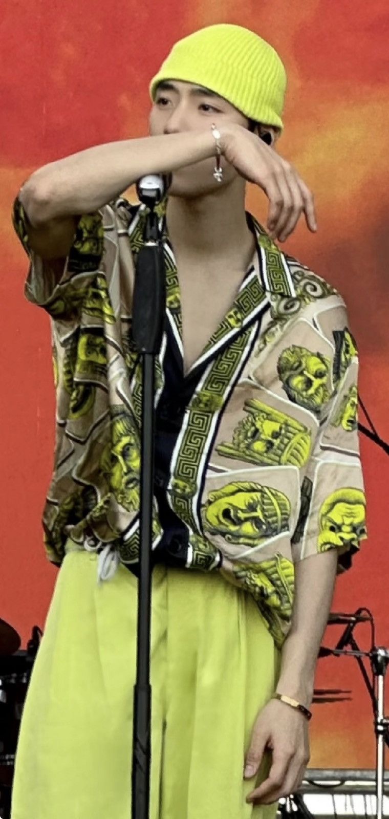 Versace Le Maschere print Shirt size46 Size US S / EU 44-46 / 1 - 4 Thumbnail