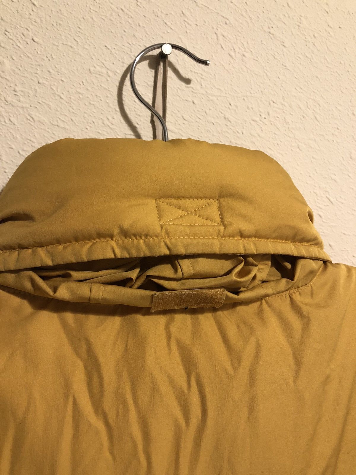 Nike × Vintage Vintage 90’s Y2K Mustard Nike Duck Down Puffer Vest Drill Size US L / EU 52-54 / 3 - 6 Thumbnail