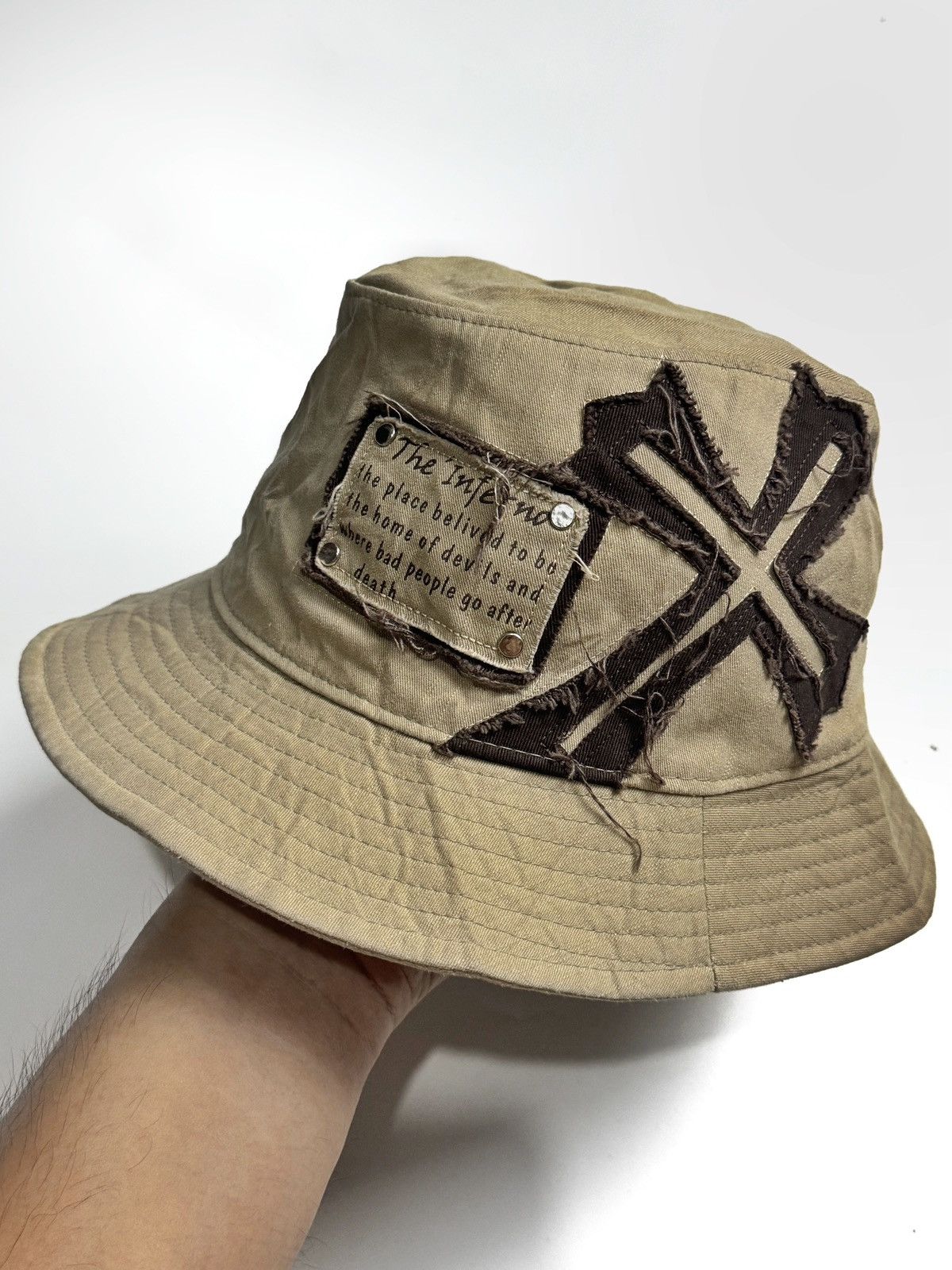 Hysteric Glamour Japanese Crosses Poem Bucket Hats ifsix lgb style Size ONE SIZE - 1 Thumbnail