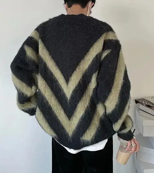 VIBE Luxury Knitted Striped Sweater Size US XL / EU 56 / 4 - 6 Thumbnail