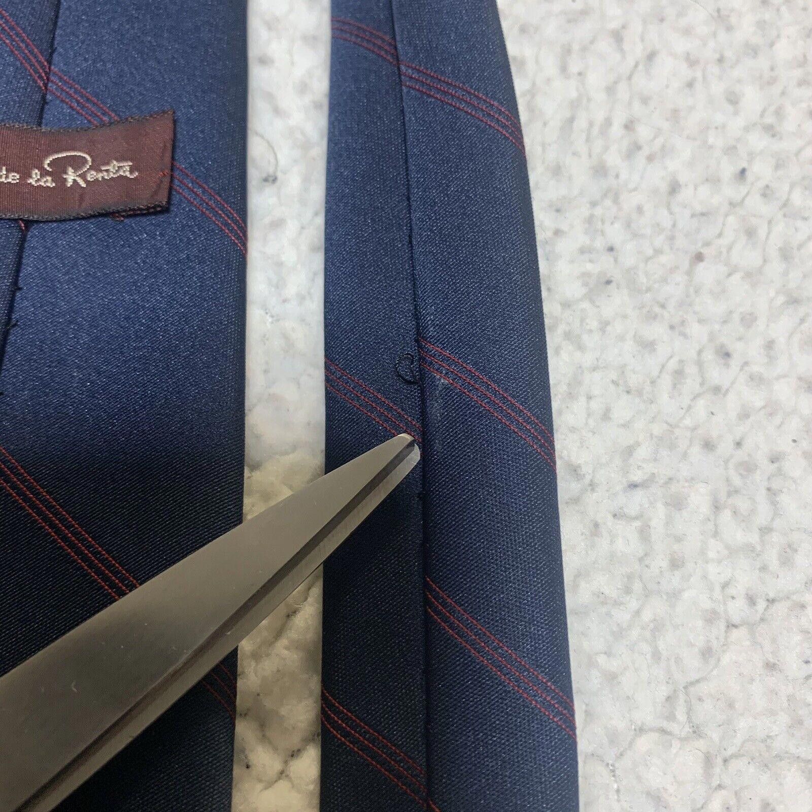 Oscar De La Renta Oscar de la Renta Tie Navy Diagonal Red Striped Signature Size ONE SIZE - 2 Thumbnail