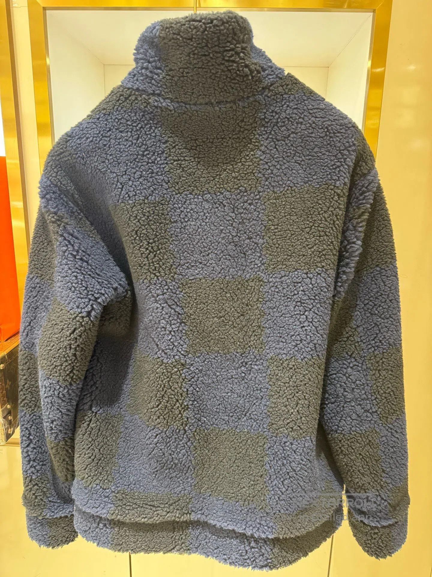 Louis Vuitton LV Dark Blue Checkered Lamb Wool Coat. Size US M / EU 48-50 / 2 - 2 Thumbnail