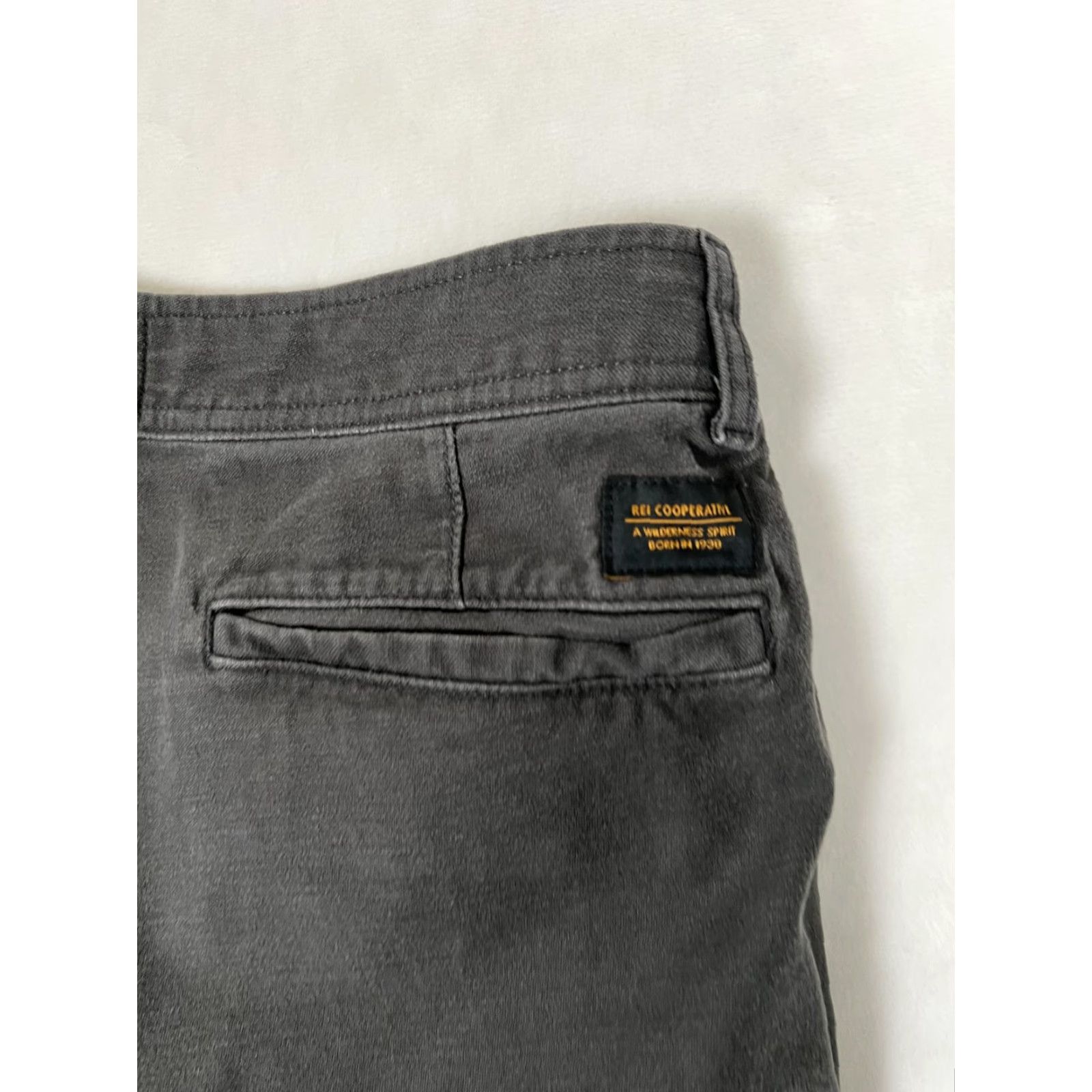 Doublet REI Cooperative Pants Mens 36x30 Gray Jogger Elastic Cuff Double Knee Size US 36 / EU 52 - 6 Thumbnail