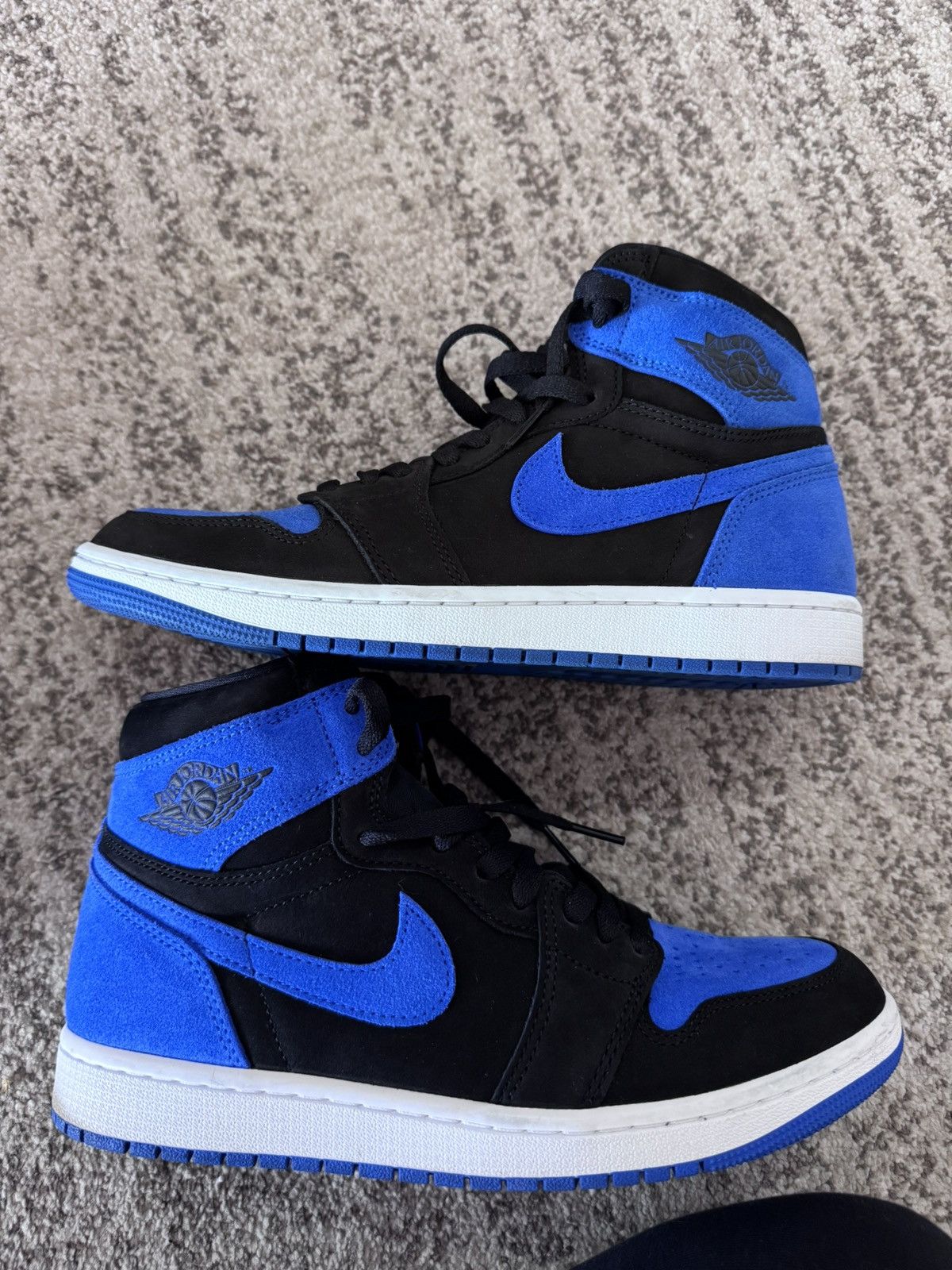 Nike JORDAN 1 RETRO HIGH OG ROYAL REIMAGINED SIZE 9 Size US 9 / EU 42 - 1 Thumbnail