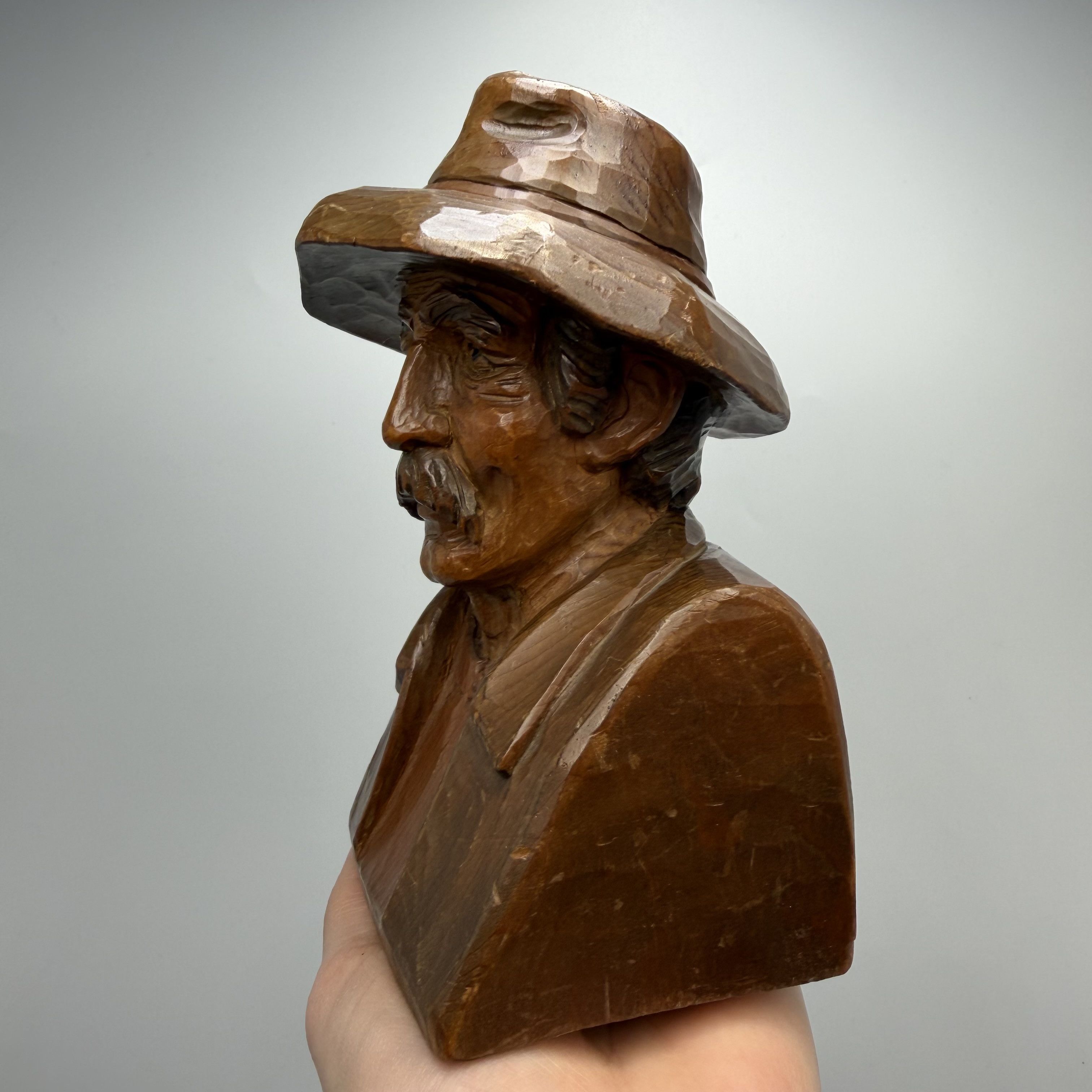 Vintage Antique Hand-Carved Wooden Hutsul Peasant Bust Folk Art Size ONE SIZE - 4 Thumbnail