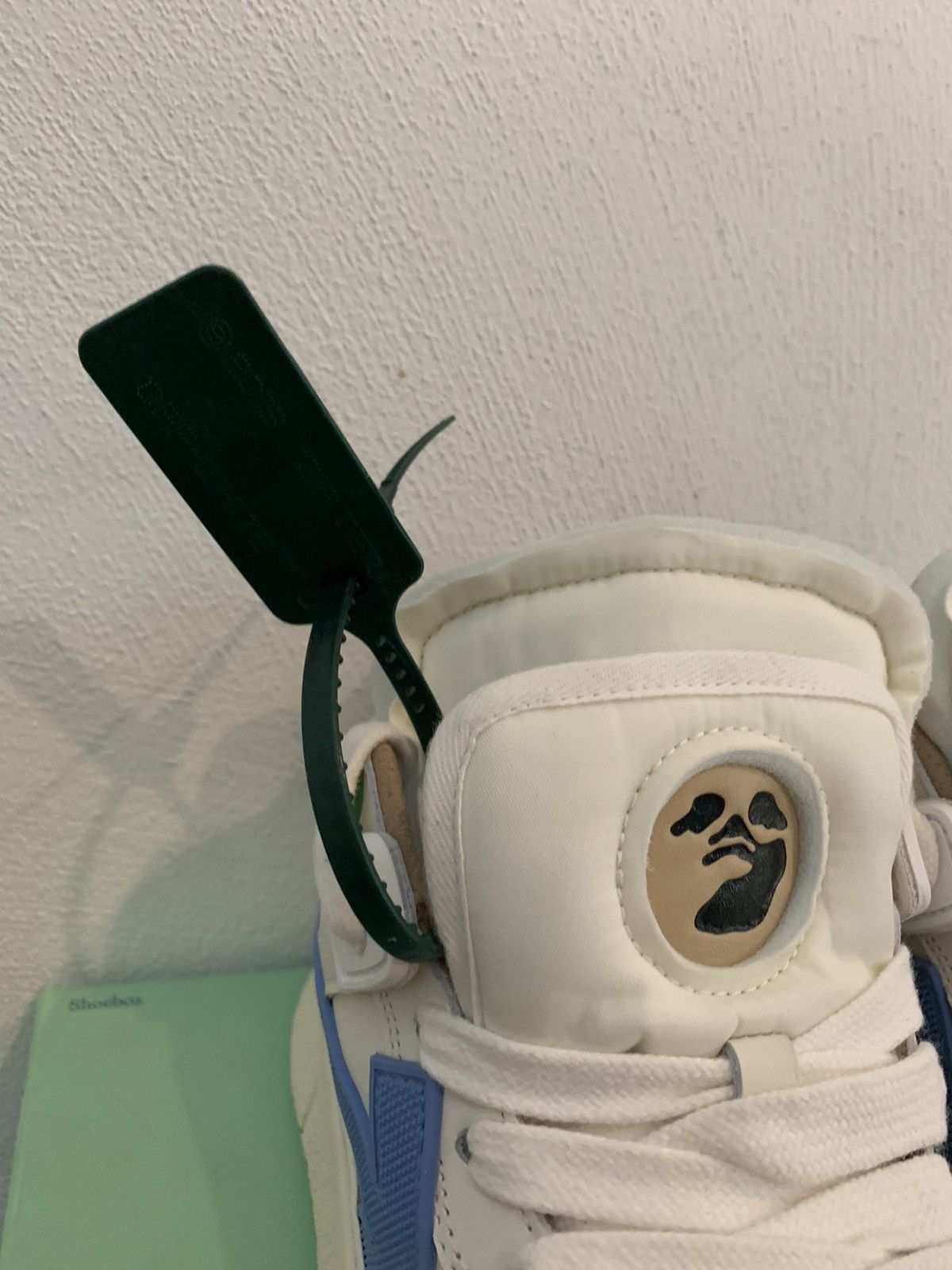 Off-White Off-White MidTop Sponge SNKRS Pristine Size US 7 / EU 40 - 11 Thumbnail