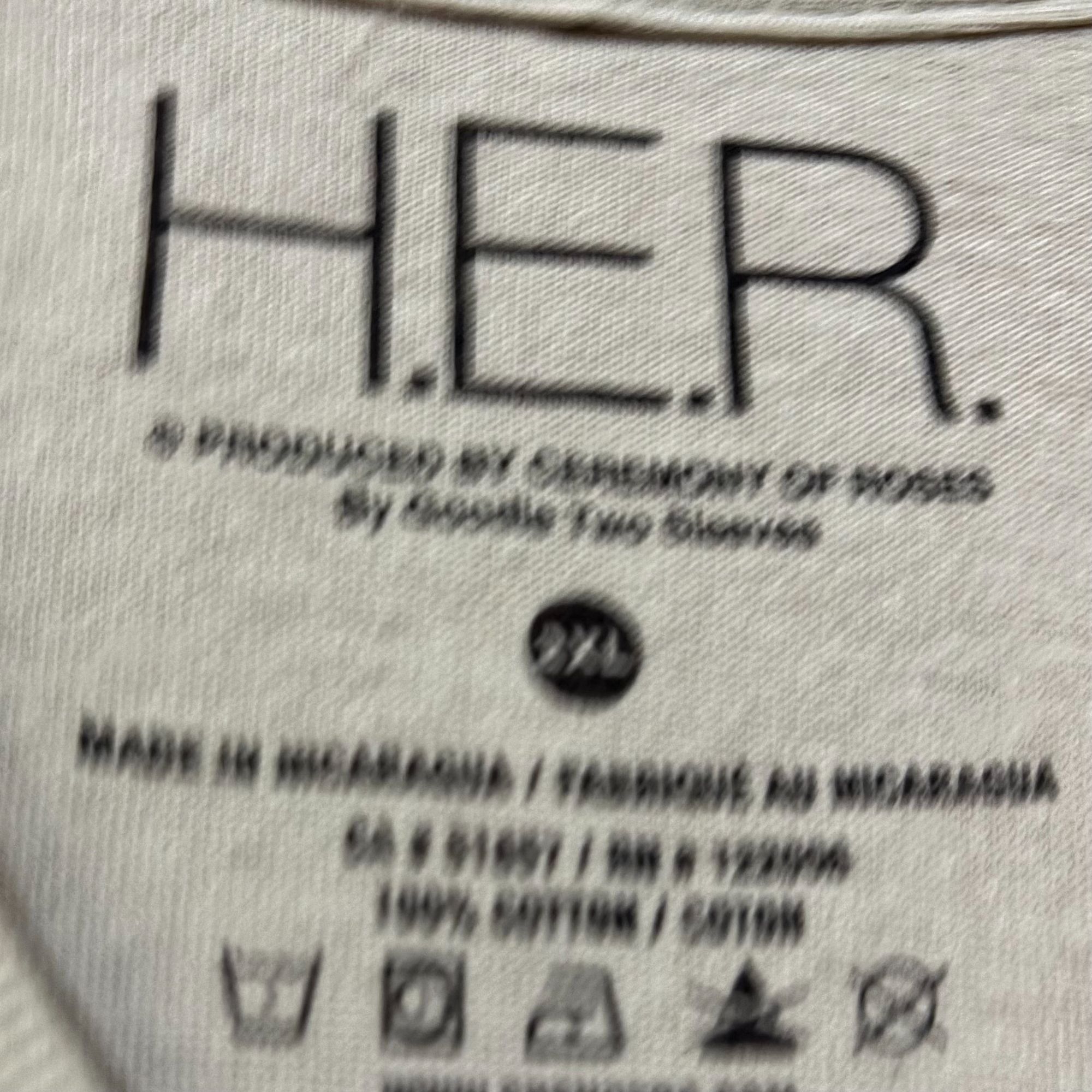 Other H.E.R Artwork Portrait Graphic Design T-Shirt 2XL Size US XXL / EU 58 / 5 - 4 Thumbnail